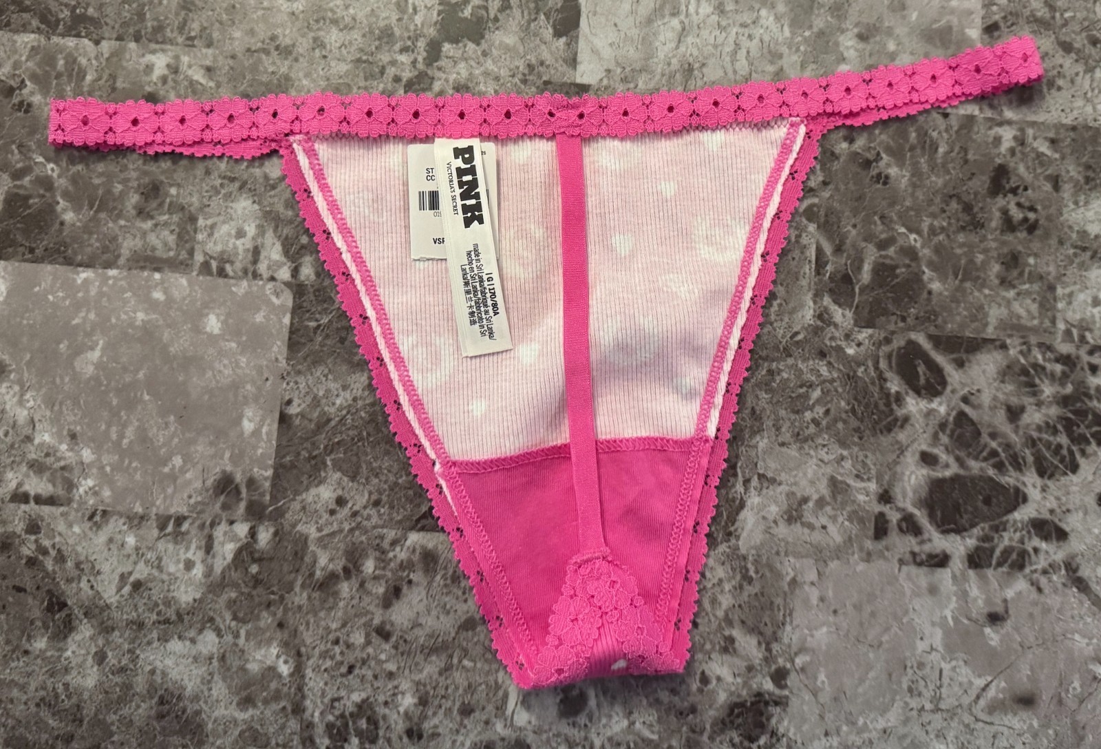 NWT VICTORIA’S SECRET PINK WHITE HEART CRESCENT RIBBED KNIT V STRING PANTIES