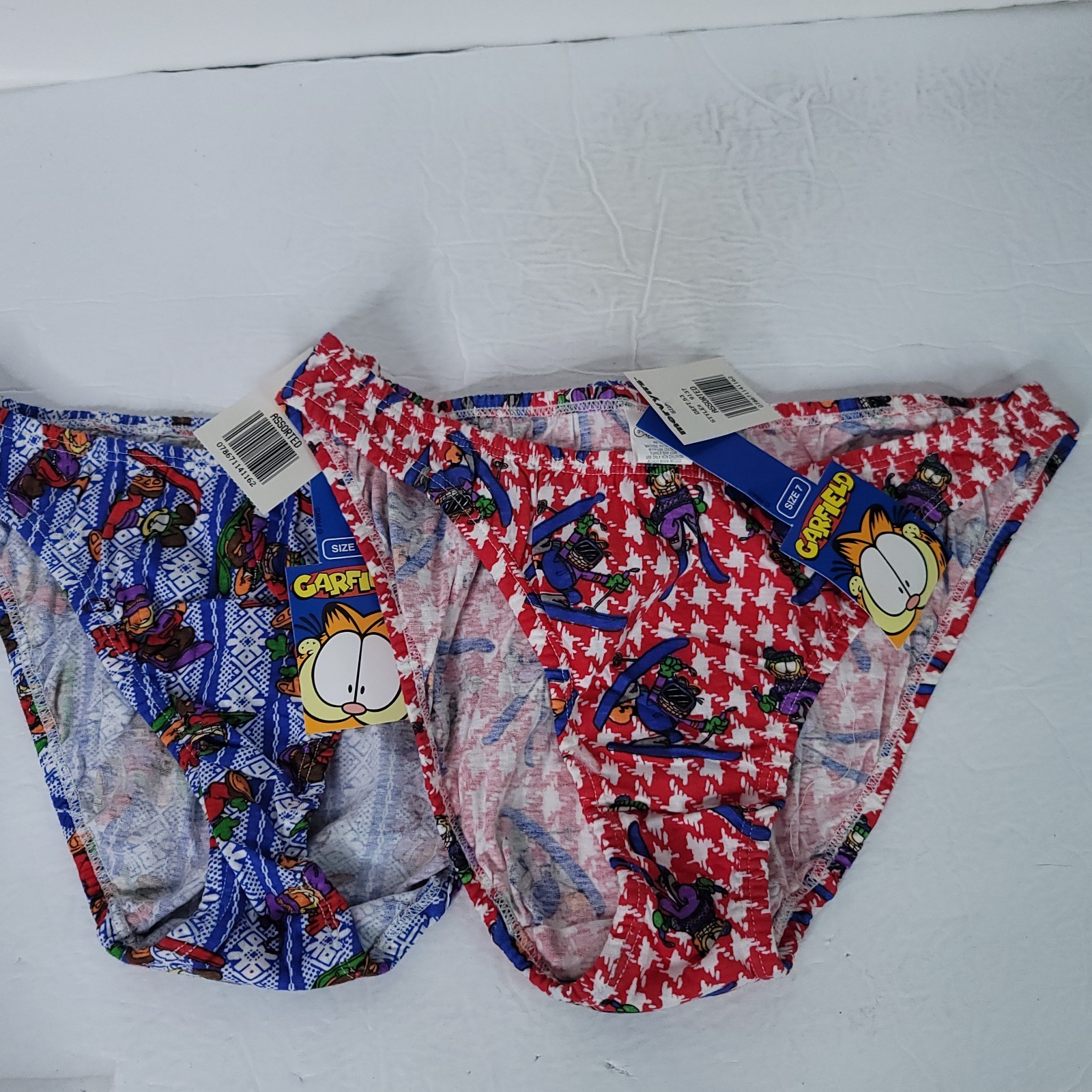 GARFIELD Christmas Skiing Size 7 Cotton No Fly Bikini Brief NEW Vintage Lot Of 2