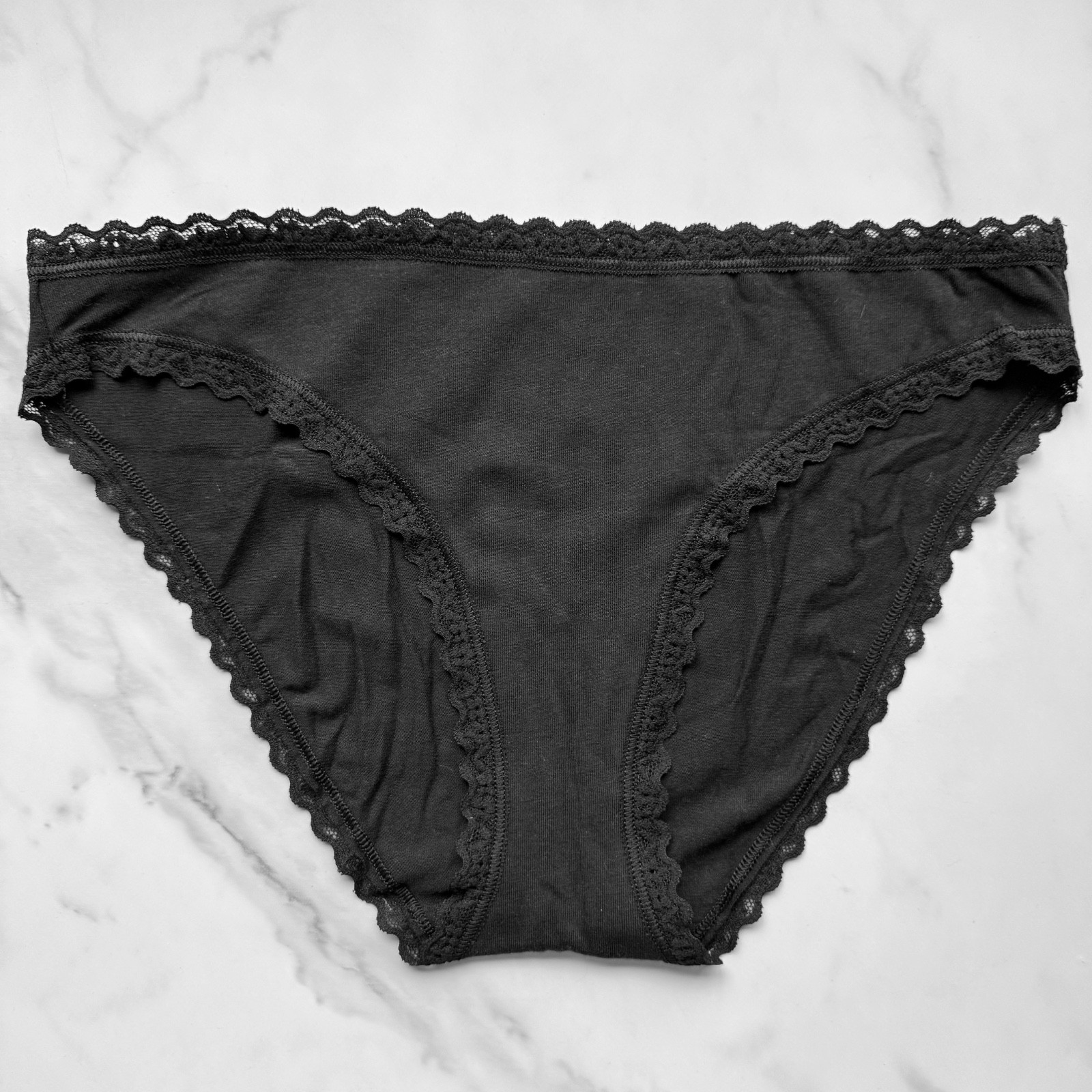 Victoria’s Secret Lace-Trim Lace-Waist Bikini Panty Black Size M