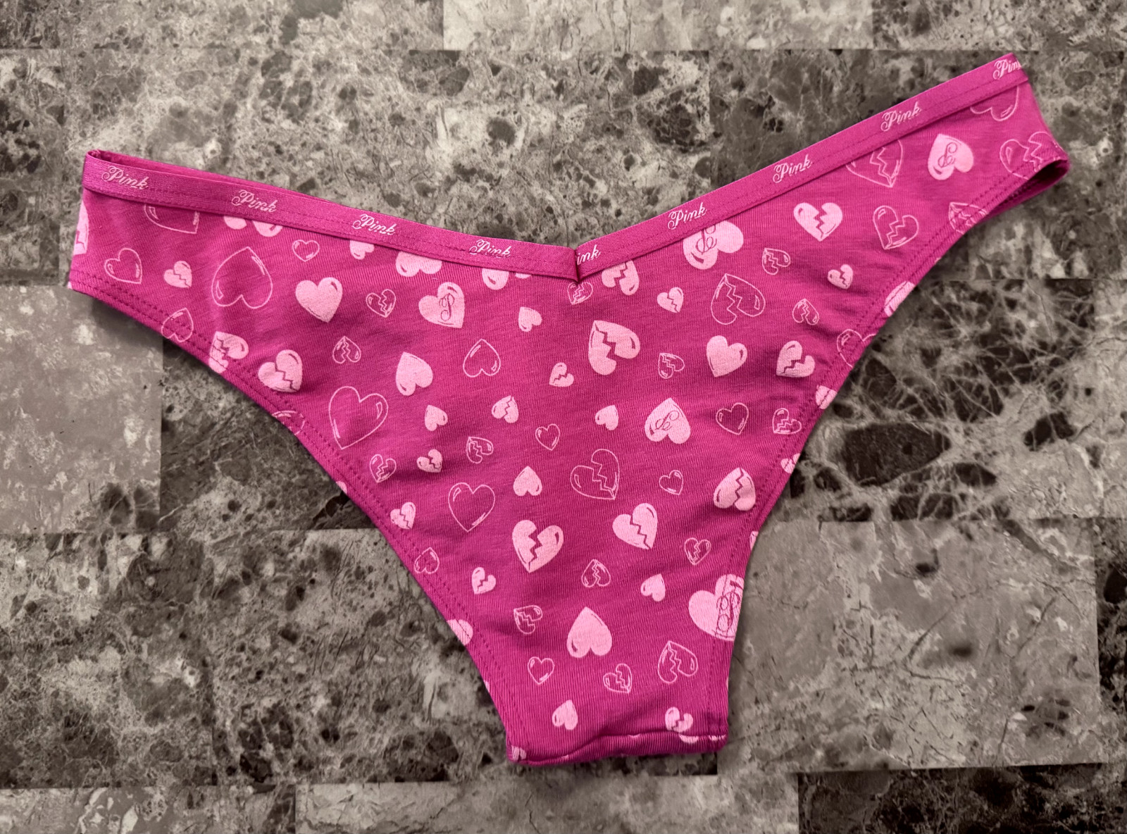 NWT VICTORIA’S SECRET PINK BROKEN HEART LOGO BAND V STYLE TANGA CHEEKY PANTIES