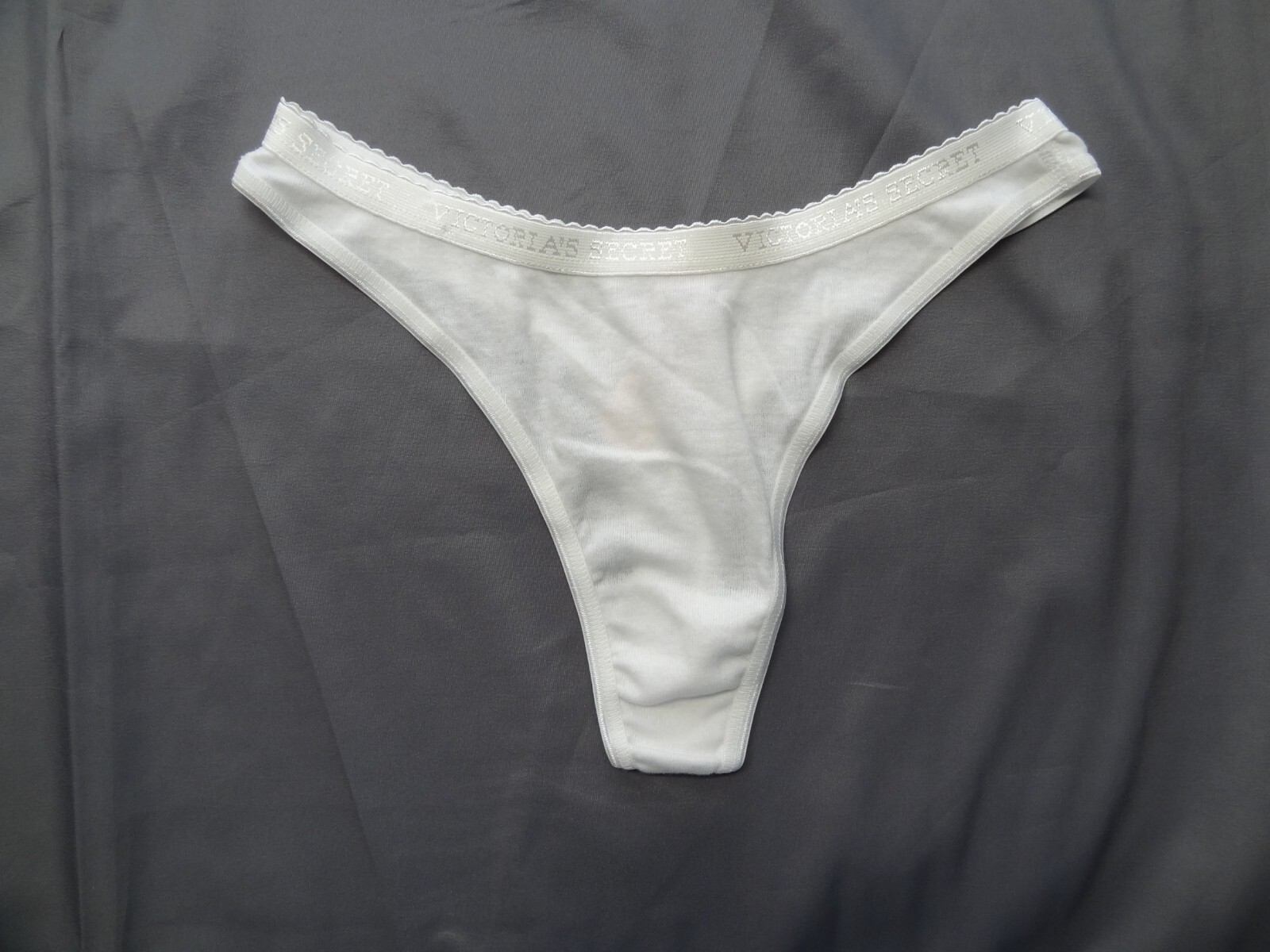 CHOICE NWT Victoria’s Secret VS S Low-Rise Cotton Thong VTG 2004 Logo Waistband