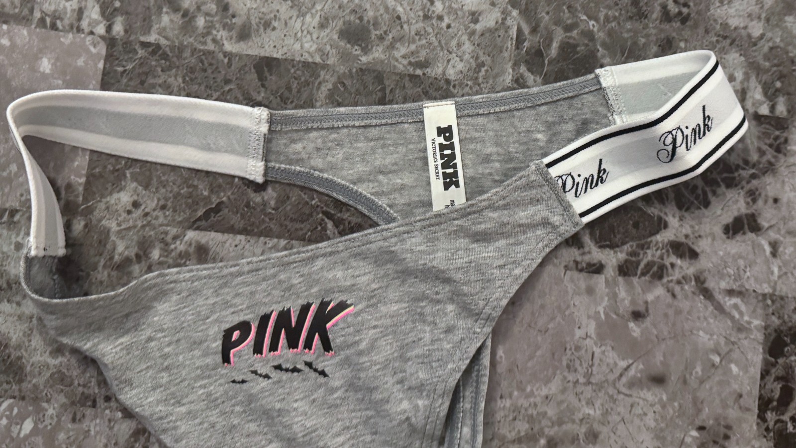 VICTORIA’S SECRET PINK GRAY BAT LOGO HALLOWEEN THICK SIDE STRAP THONG PANTIES
