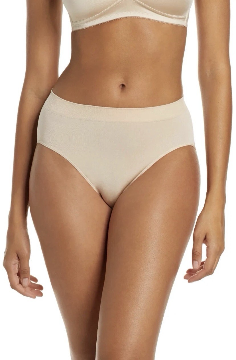 Wacoal L59856 Women Naturally Nude Smooth High Cut Brief Size Medium