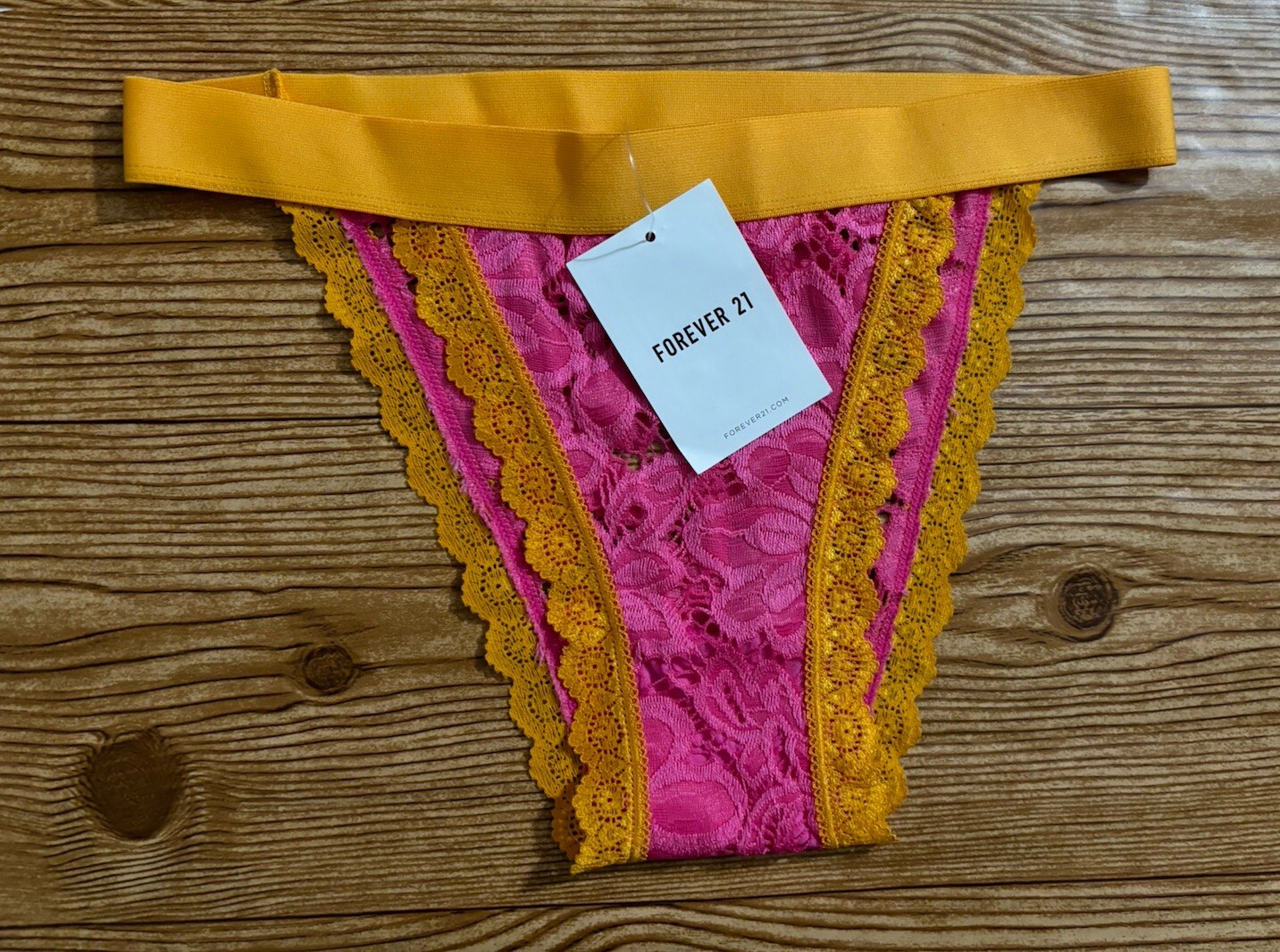Forever 21 Intimates Contrast Lace (Cantaloupe/Pink) Bikini Panty Size M (NWT)