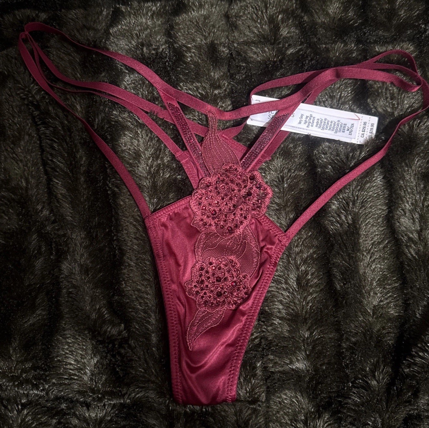 victoria secret Very Sexy Scarlet Rose Shine Thong Panty In Medium NWT