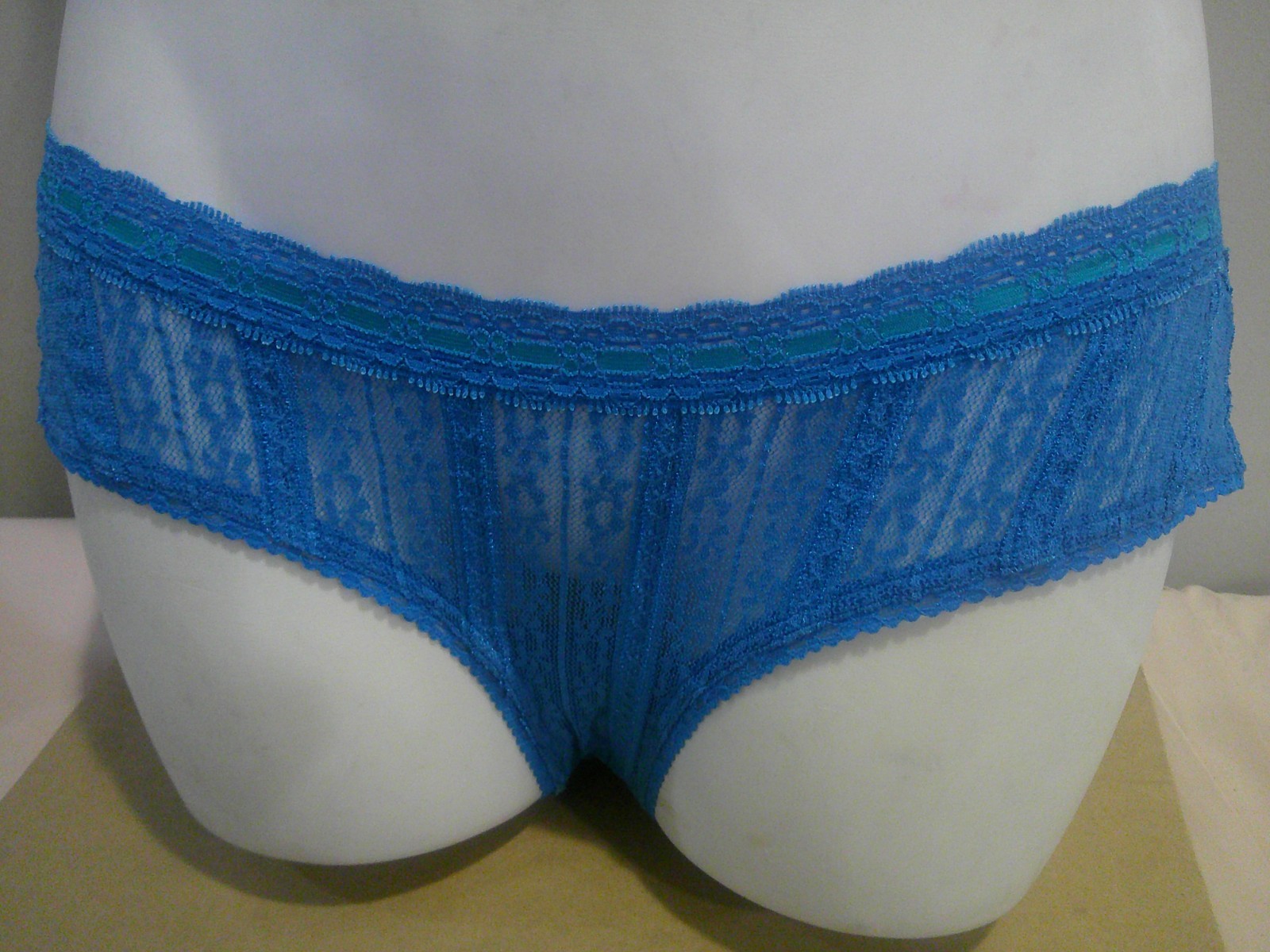 Vintage 2005 Victoria Secret Sexy Little Things Lace Hiphugger Size Small