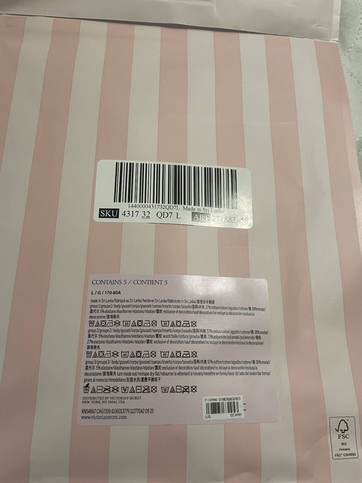 Victoria Secret V String Panties 5 Pack Multi Spellout Charm Stars sz L Bling