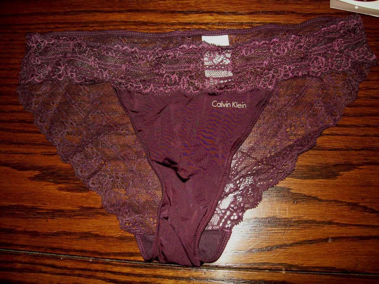 NWT CALVIN KLEIN LACE BACK BIKINI PANTIES NYLON/ELASTANE F3089 WDB BURGANDY M