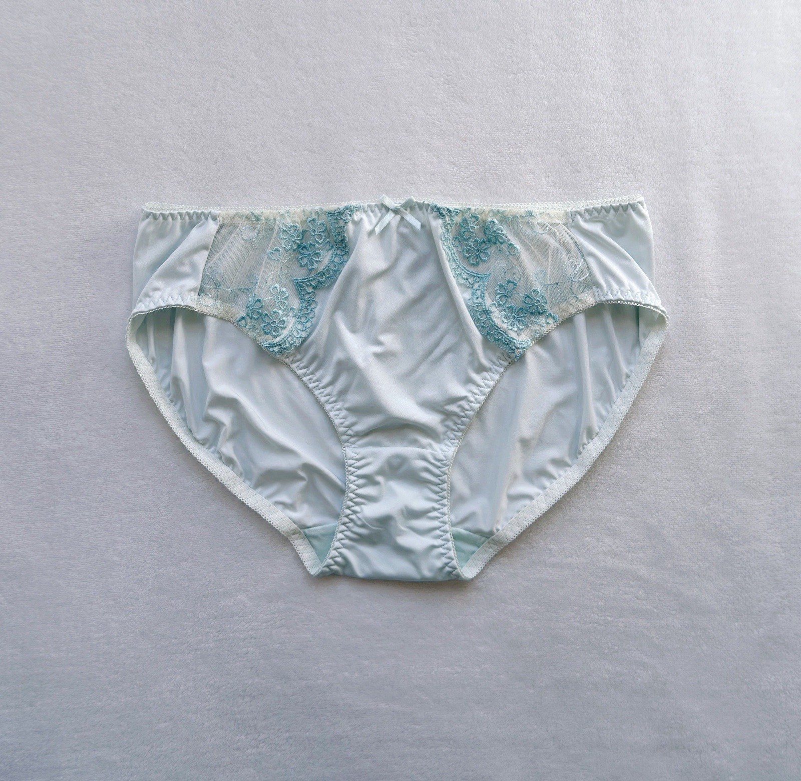 US-L/JP-3L Japanese Brand Elegant Floral Embroidery Smooth Nylon Panty