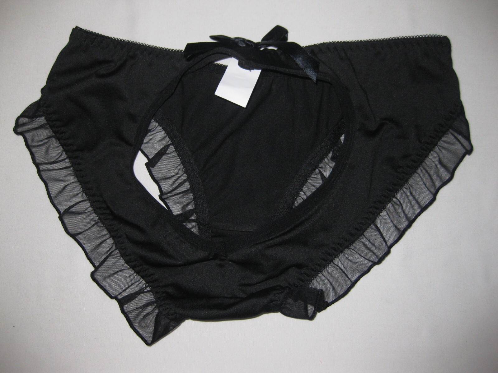 Romwe kawaii frill trim heart cutout back w/bow panties S black 80s goth