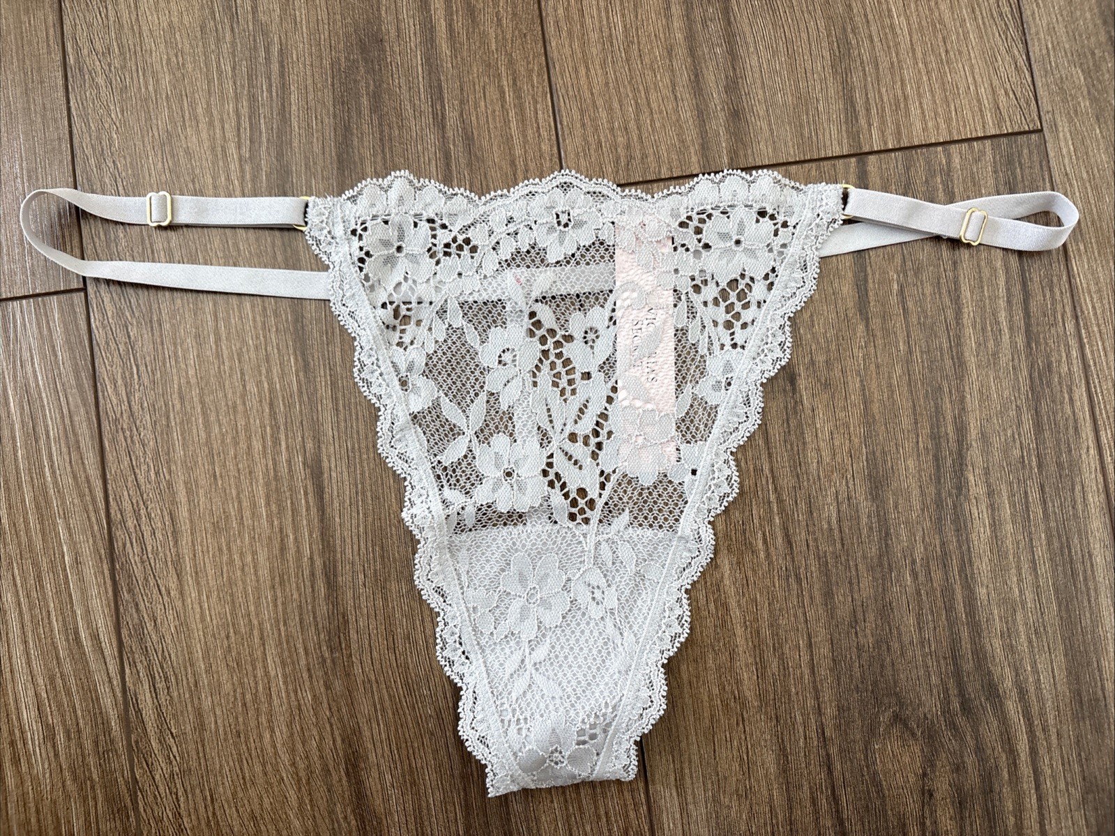 Victoria’s Secret Panties V String Thong Panty Dream Angels Gray Lace Crochet XL