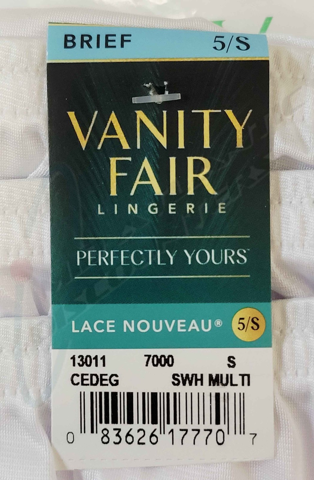 3 Pair of Vanity Fair Women’s Perfectly Yours Lace Nouveau Nylon Lace Star White