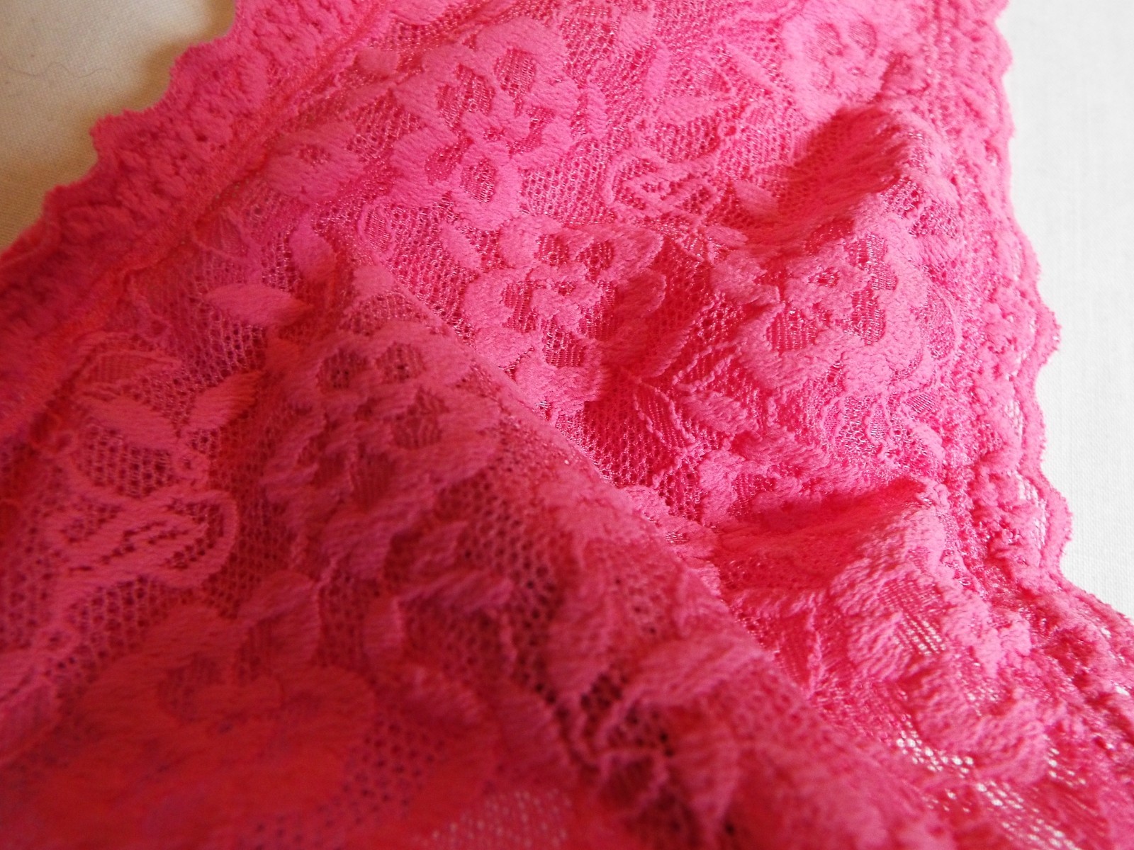 NWT Victoria’s Sexy Tee Lacie Scoop Bralette Ultra Pink s/p
