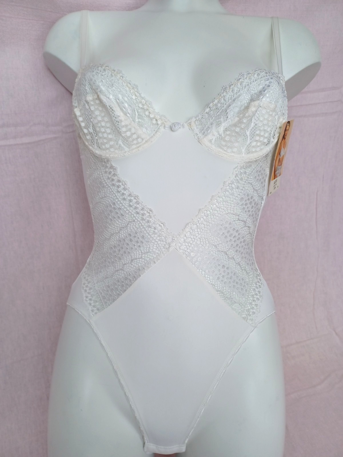 CHARNOS Lingerie Mistral Beautiful White Stretch Satin Lace Bodyshaper Size 32A