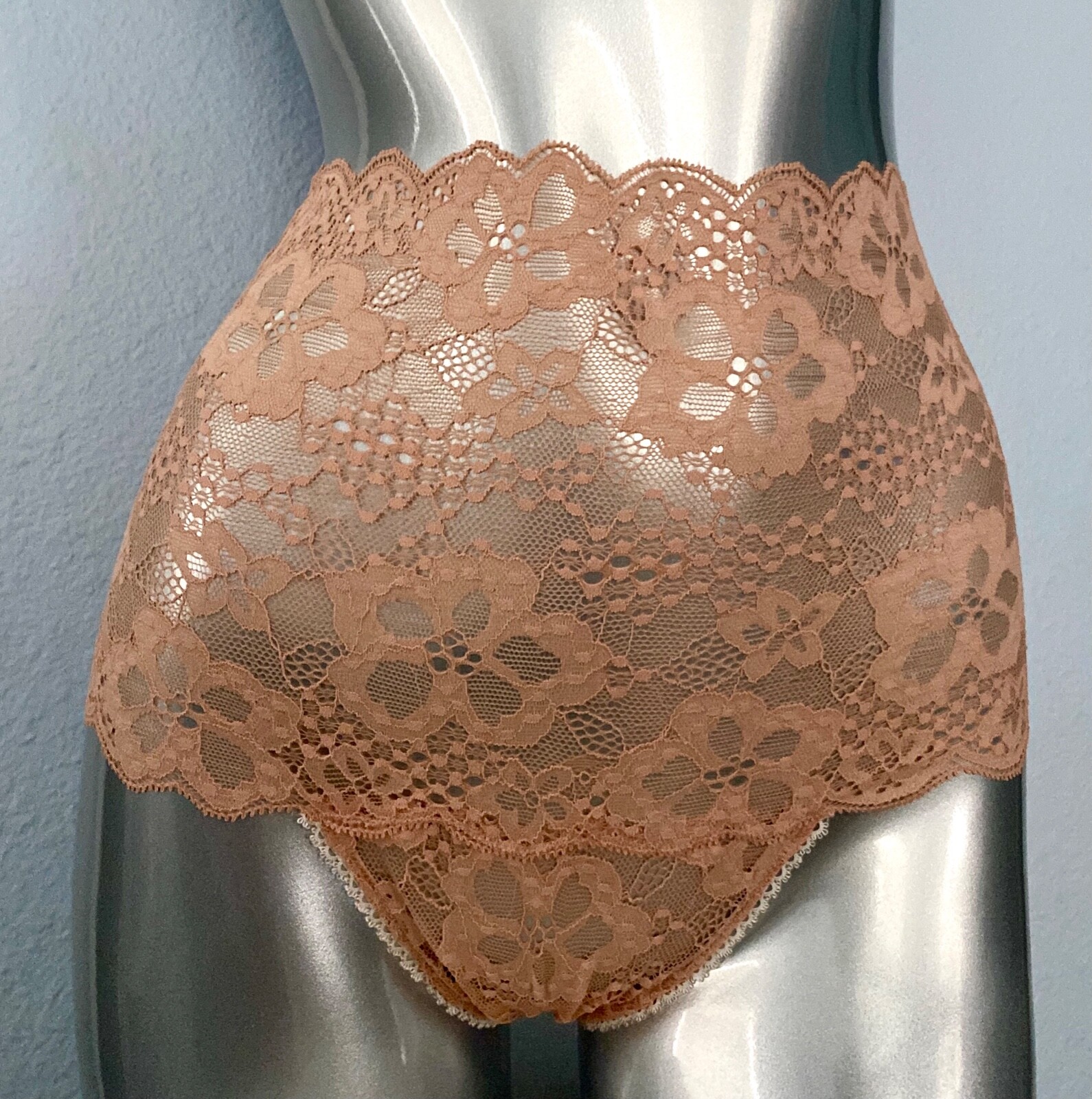 Victoria’s Secret Thong Panty Nwt High Waist Floral Lace Cafe Creme XS S M