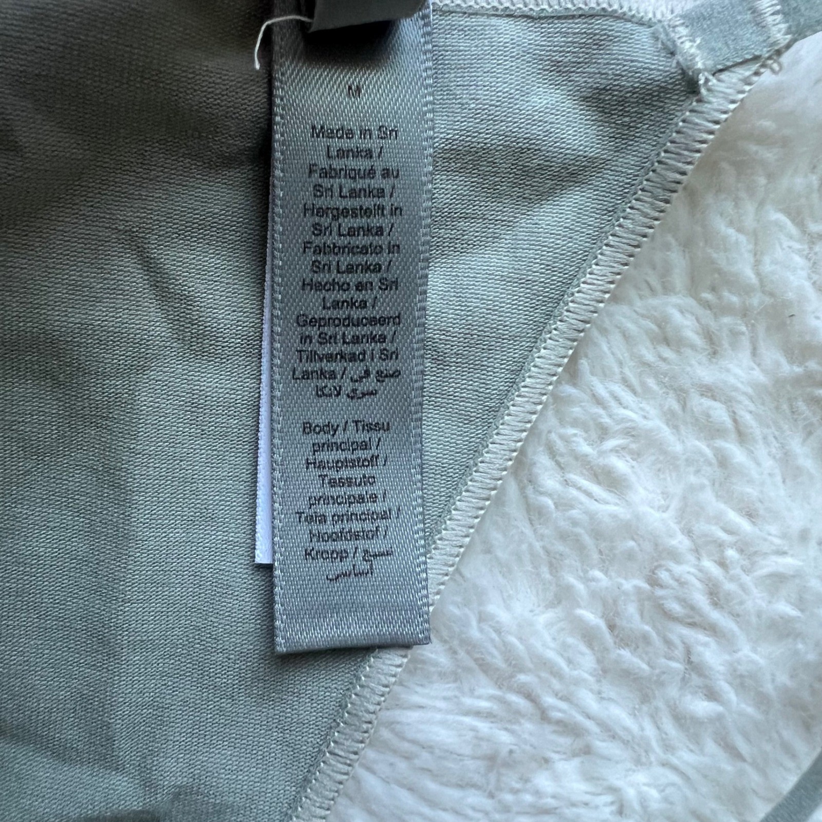SKIMS Soft Lounge Micro Thong Sage Green Ribbed TH-THG-10323W Womens Medium NWOT