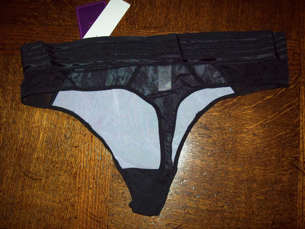 NWT SAKI SILVER 82% NYLON 18% SPANDEX THONG PANTIES w LACE 121086 BLK L