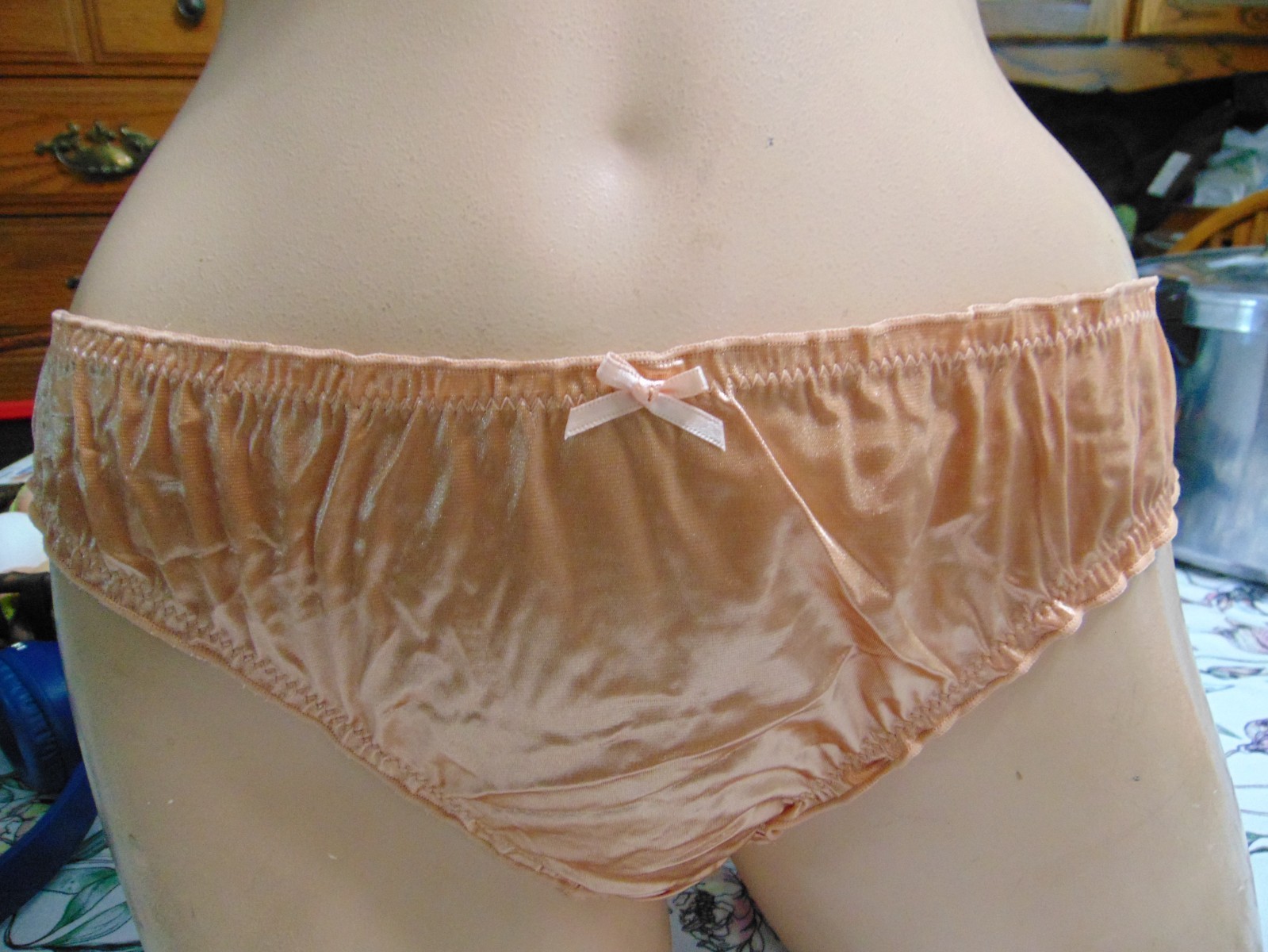 Very Cute Sissy Femboy C/D Satin Thong Panties Great for Men Size X-Large (UD3)