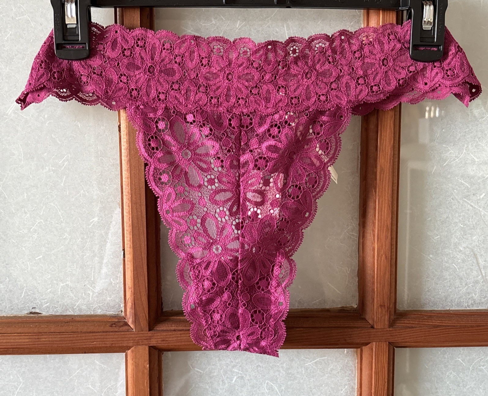 Anthropologie Banded Lace Thong Floral Women’s Panties Burgundy Sz. Large New