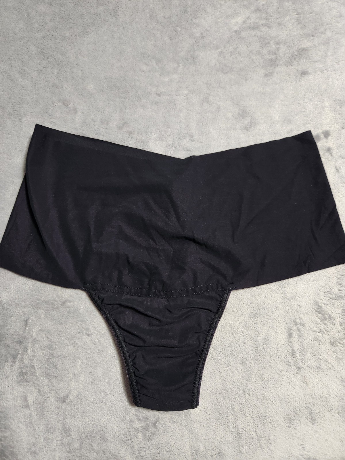 NEW $25 HANKY PANKY BREATHESOFT HIGH WAIST THONG Black Small S NWOT