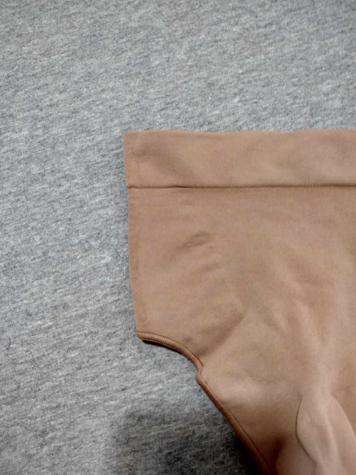 SKIMS Women’s Comfy Sculpting Mid Waist Thong in Camel Size XXS/XS SH-MWT-0198