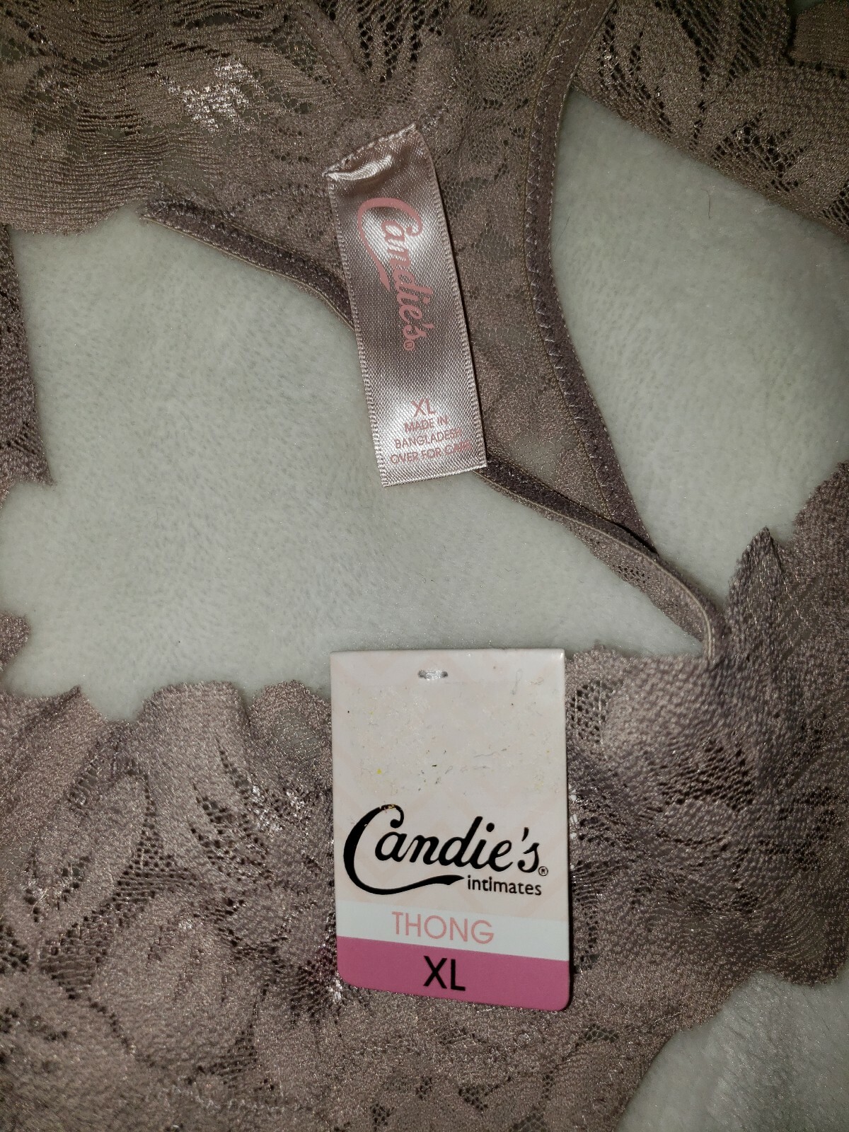Candie’s – Women’s Thong XL