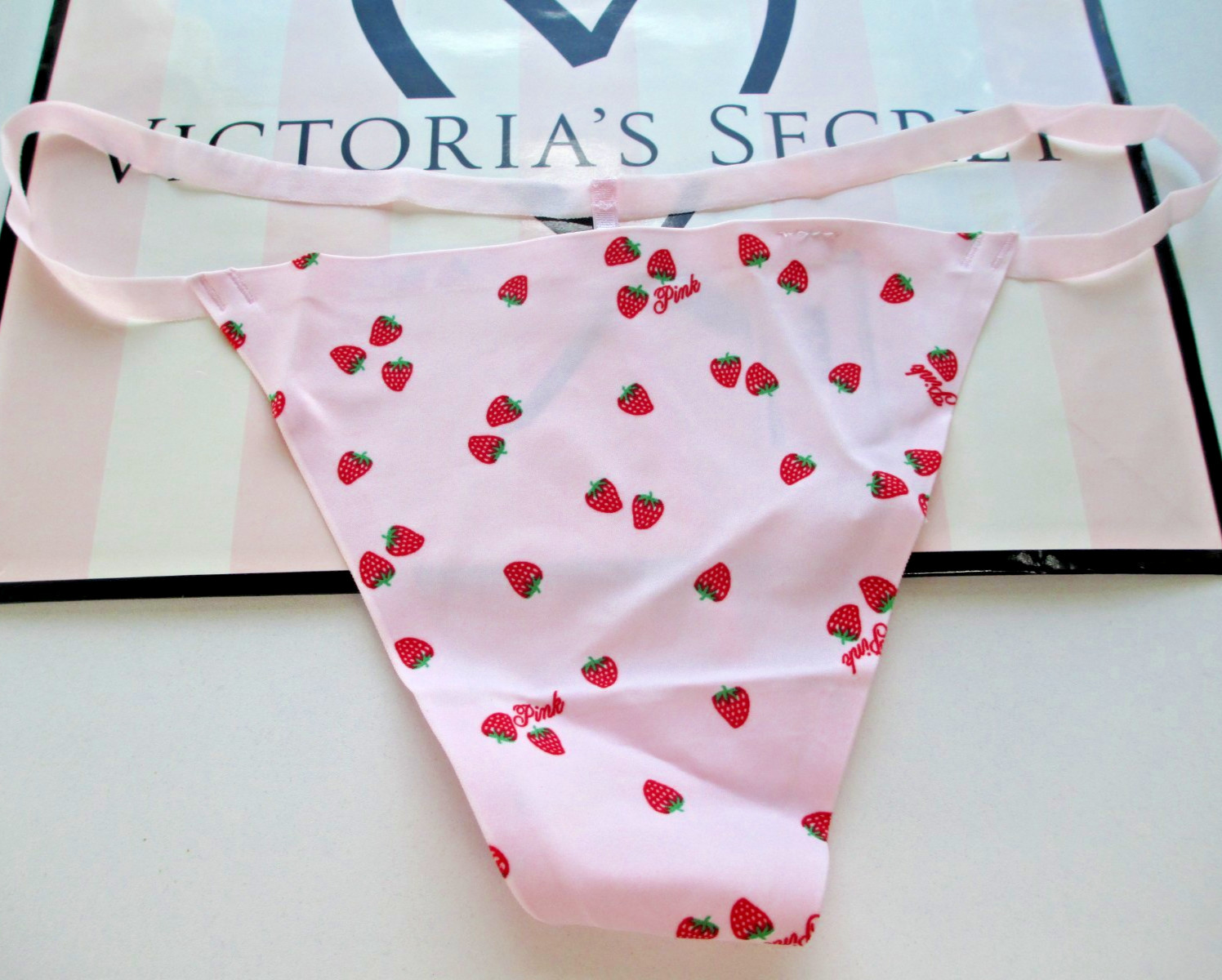 VICTORIA’S SECRET PINK No Show V-String Thong Panty S M L XL Strawberries NWT VS