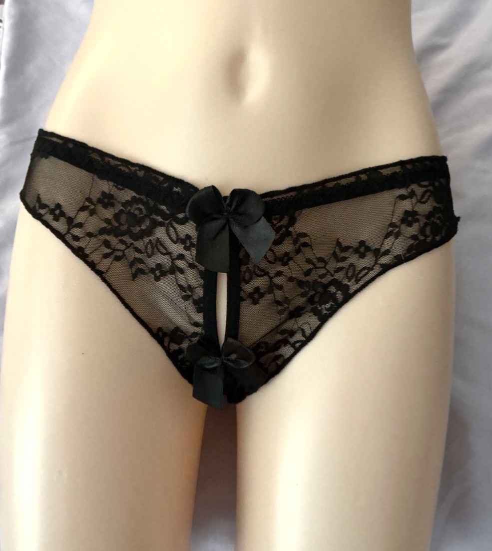 Women’s Black Lace Ruffle Crotchless Bikini Brief Panty Black Bows size Medium