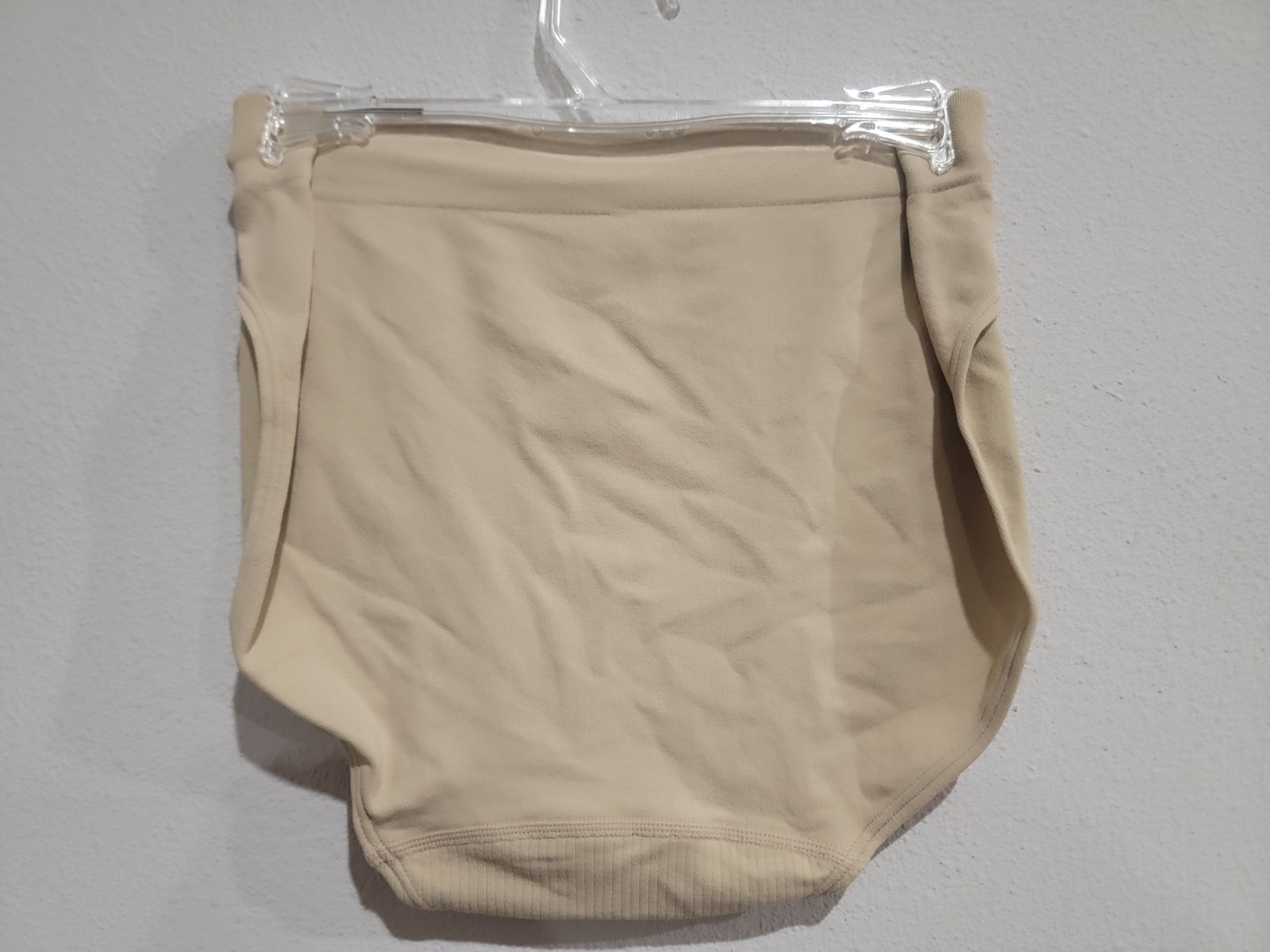 Bali One Smooth U All-Over Smoothing Hi Cut Brief Underwear Nude Size M/6 NWT