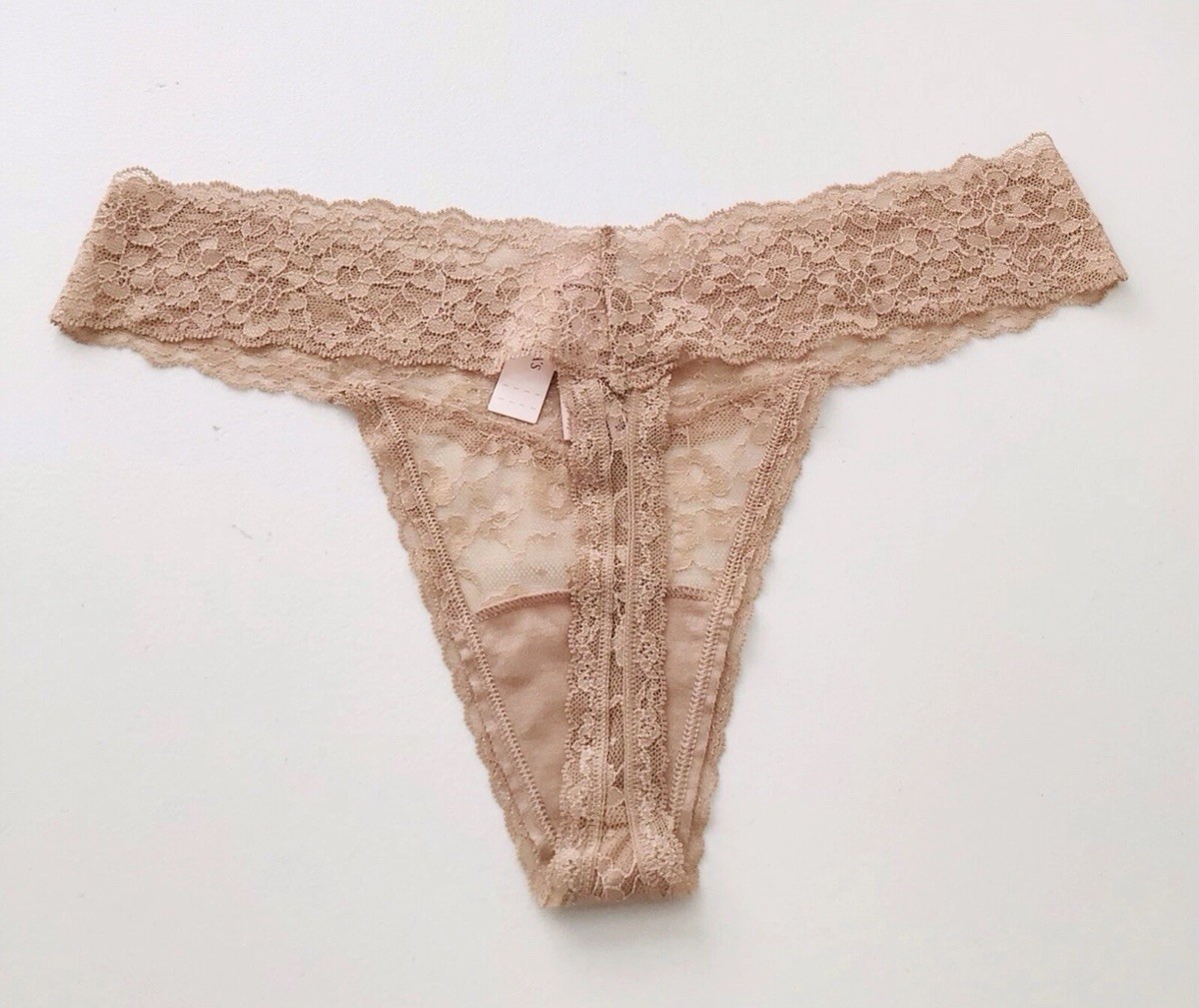 2 X NEW Victoria’s Secret Lacie Thong Panties-Large-Black And Beige NWT