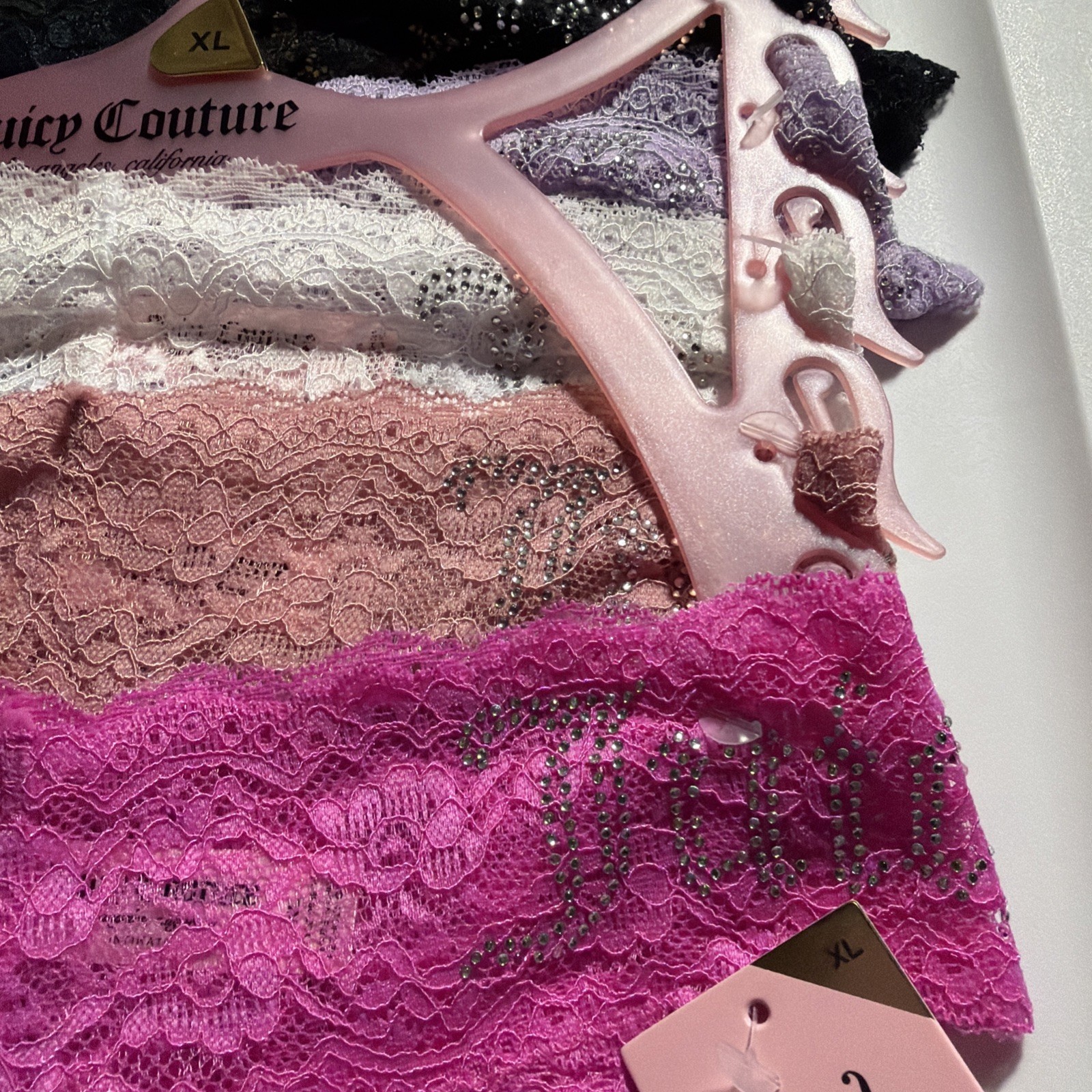 JUICY COUTURE Sz: XL -5 Pack Lace Thongs Rhinestone Detail 90% Nylon-10% Spandex