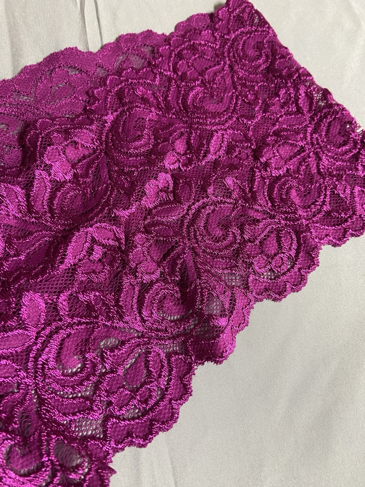 Smart & Sexy Women’s Signature Lace Cheeky Panty Fuchsia Size 9 NWOT
