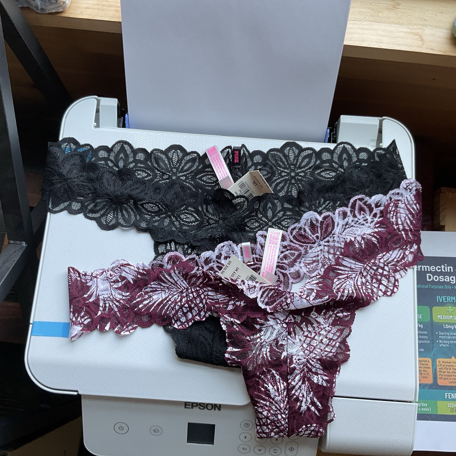 NWT*Victoria’s Secret/PINK set of 2 lace black /burgundy white L/G