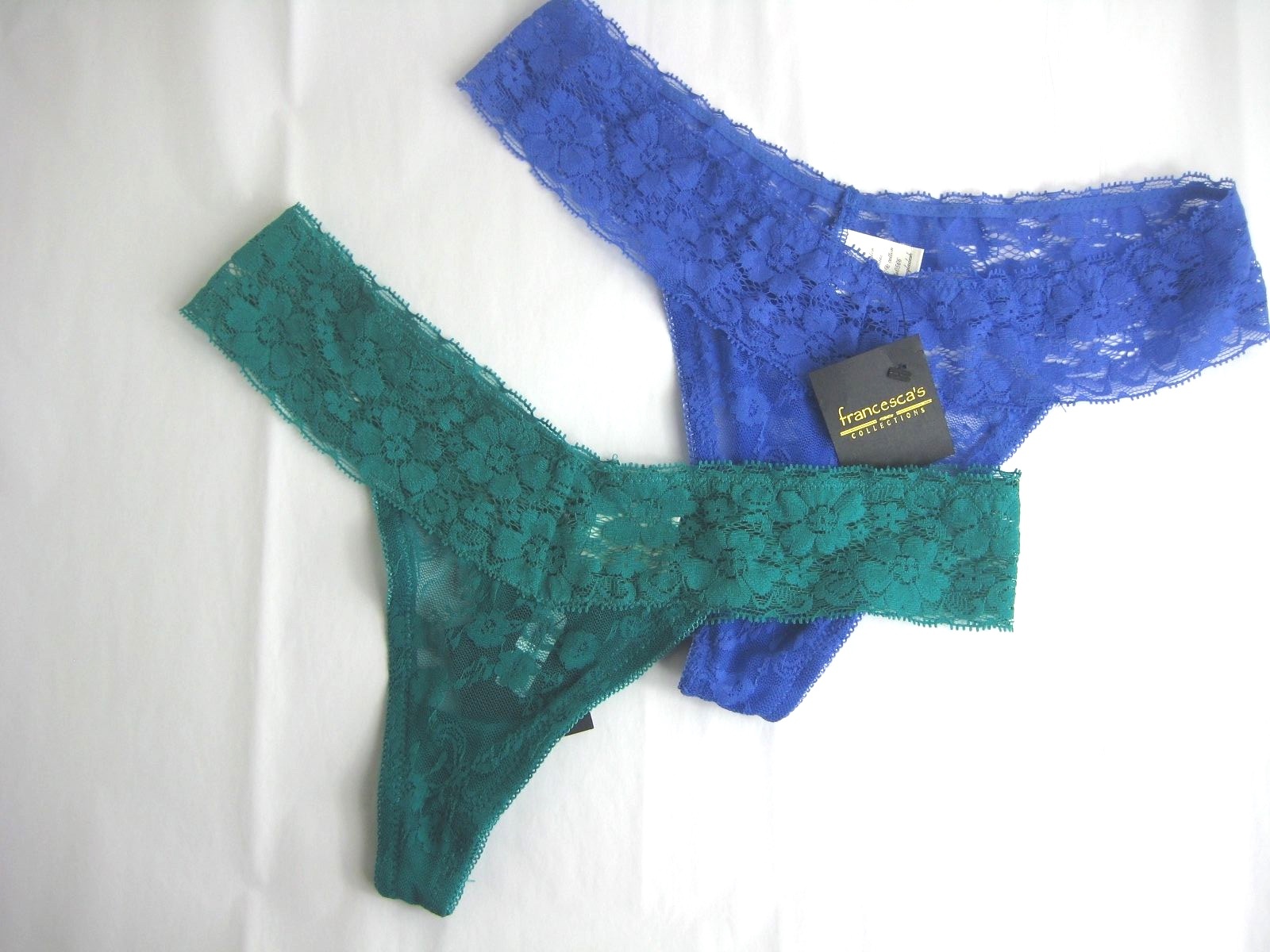 NWT FRANCESCA’S COLLECTION LACE THONGS BLUE/GREEN ONE SIZE FITS ALL *