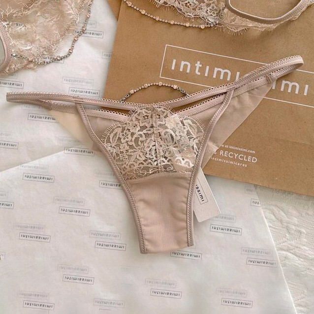 INTIMISSIMI Luxe Panties From Jennifer Lopez’s Intimates Collection (Italy)