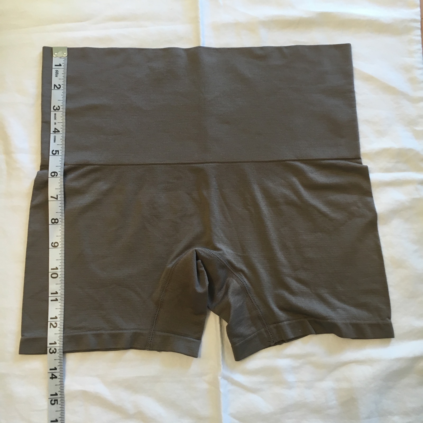NWOT HSN Yummie Seamless H. Thomson Brief Boy Shorts – Mink – Size 1X/2X
