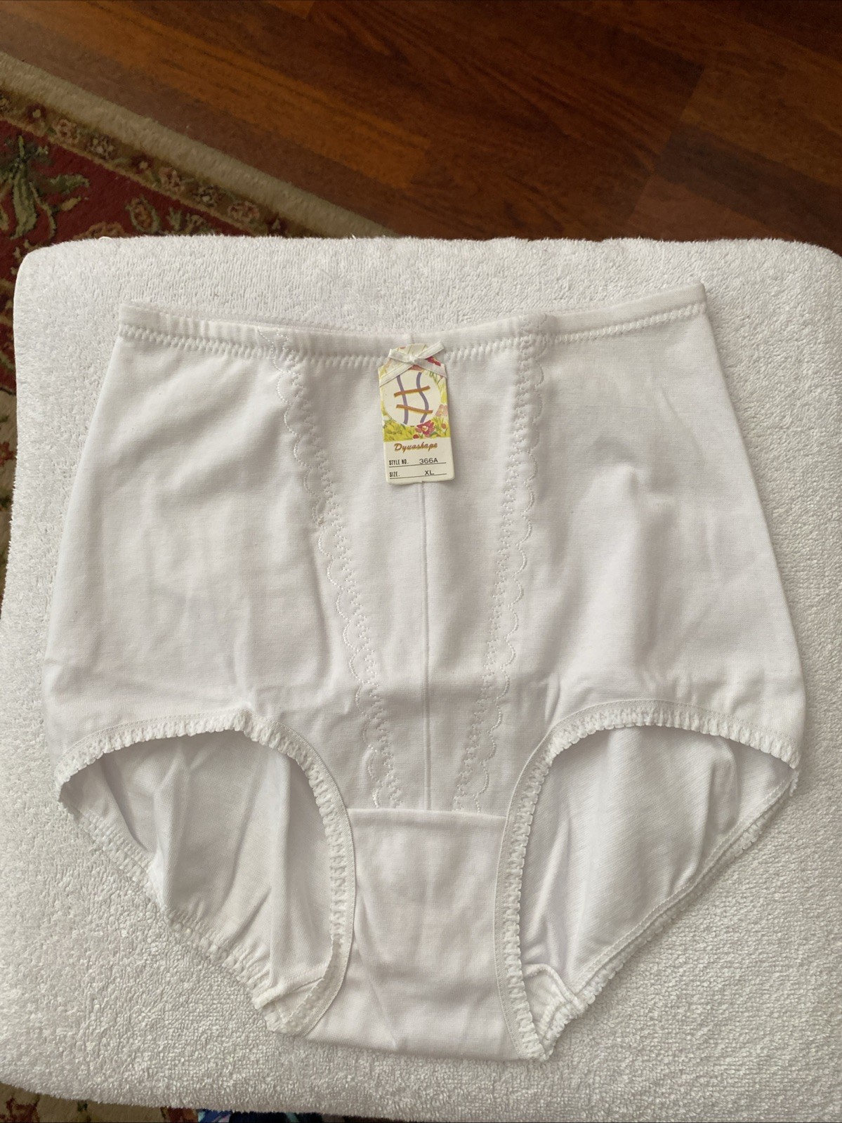 NWT European Style Shaper Briefs Panties USA Size S/M, White