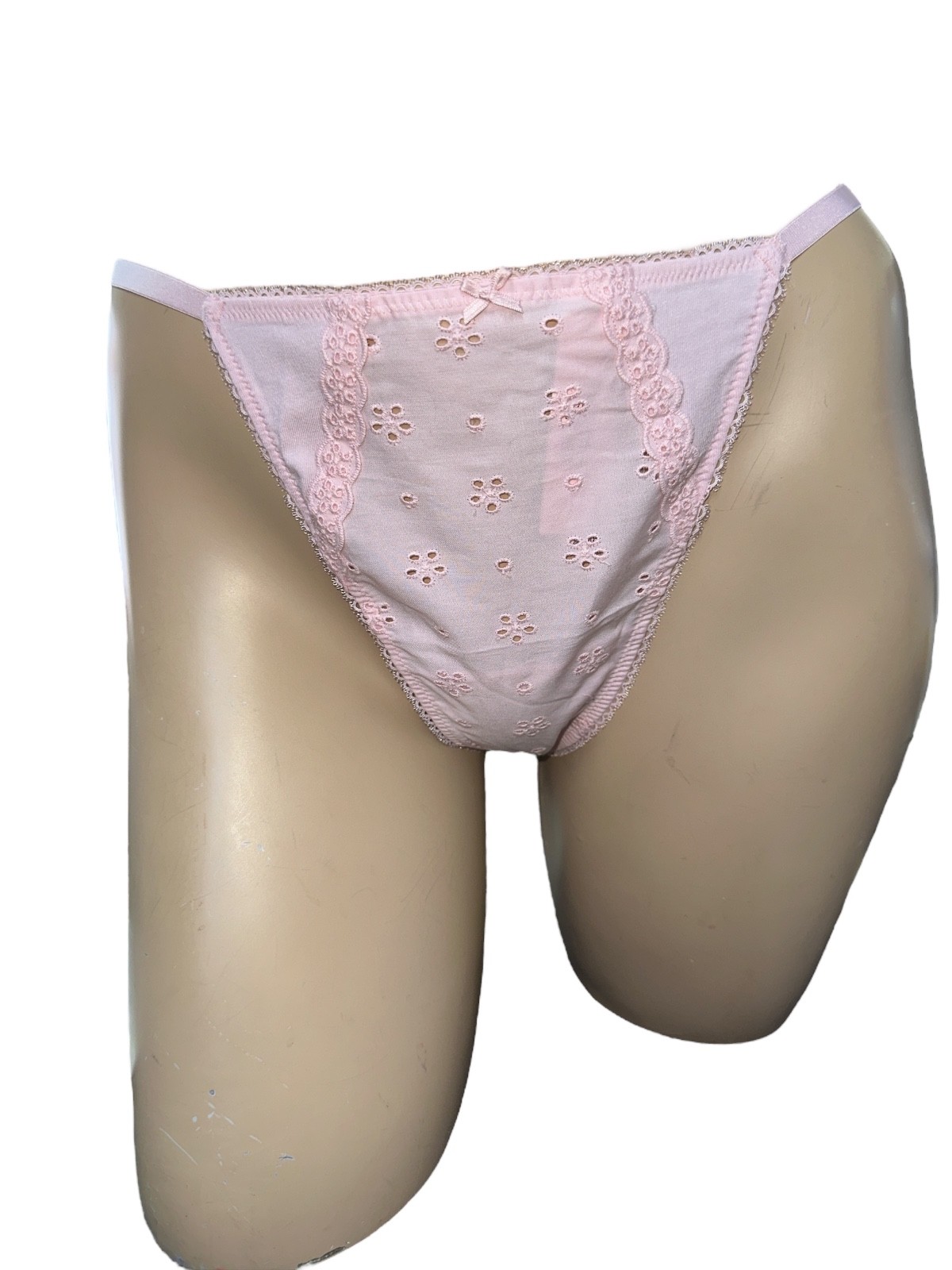 Victoria’s Secret Stretch Cotton Eyelet V-String Panty Color Pink NWT