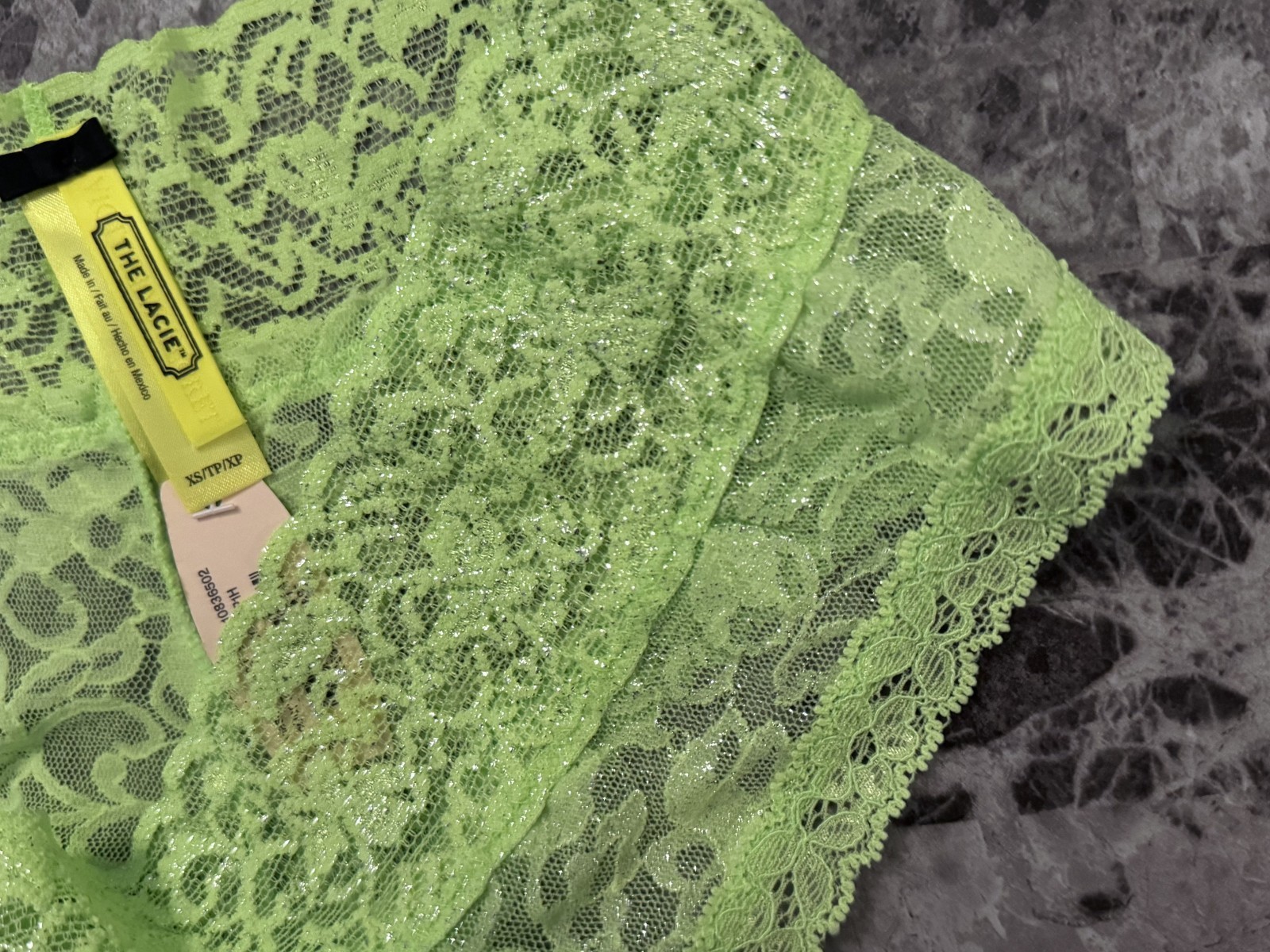 VICTORIA’S SECRET XS GREEN SHIMMER LACE THE LACIE RARE HIPHUGGER CHEEKY PANTIES