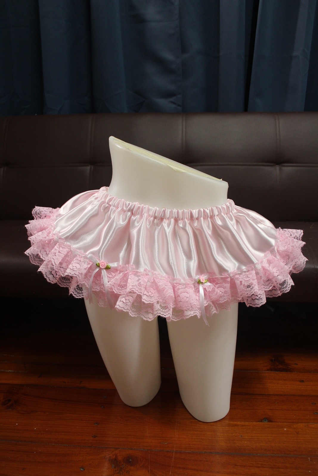 #A273 Vintage Style 2XL/ElasticW.24-42″ Pink Satin Half Slip Mini Skirt Length8″