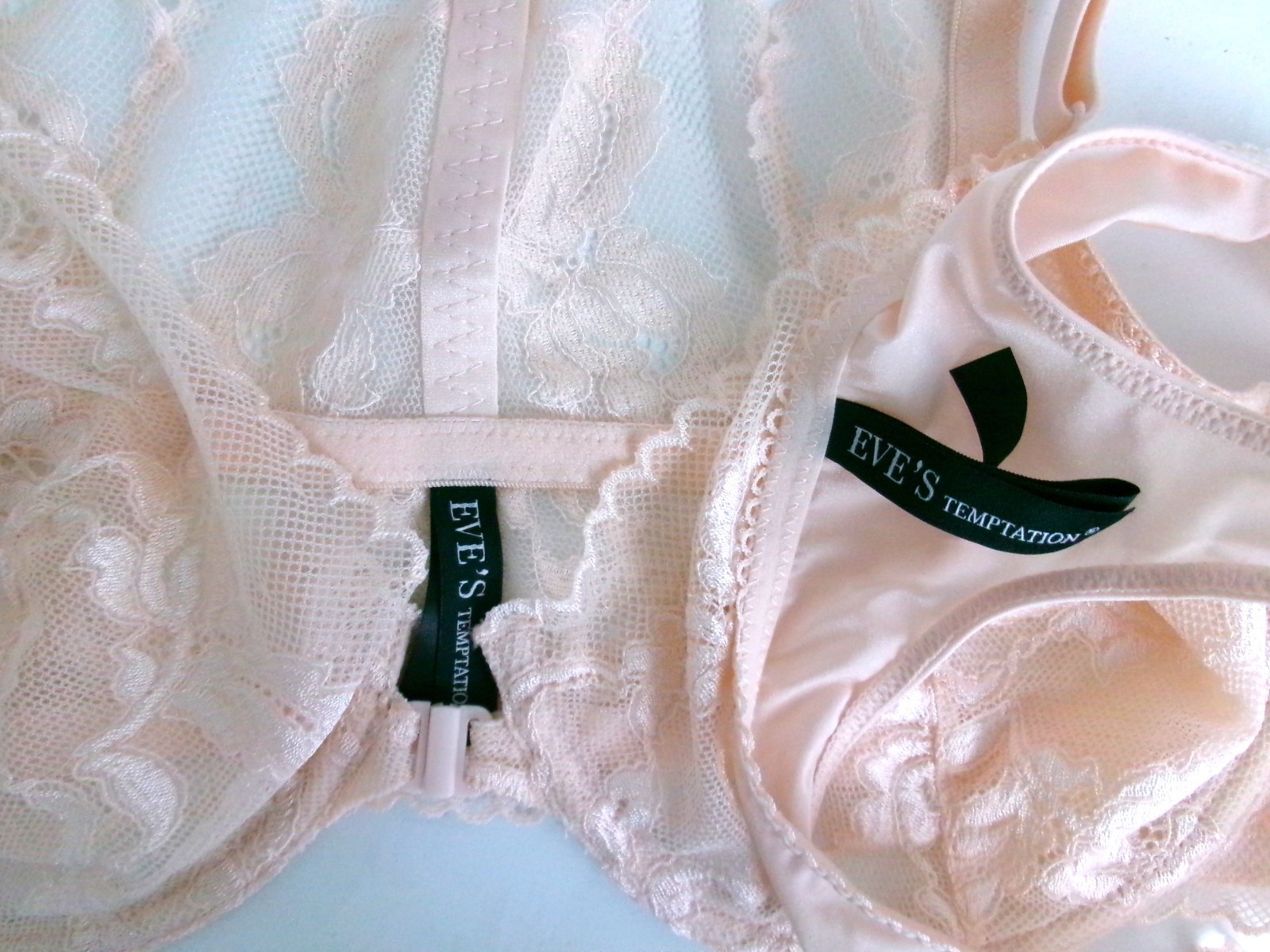 NWOT EVE’S TEMPTATION UNDERWIRE FLORAL LACE BRA/PANTIES 2PC PINK