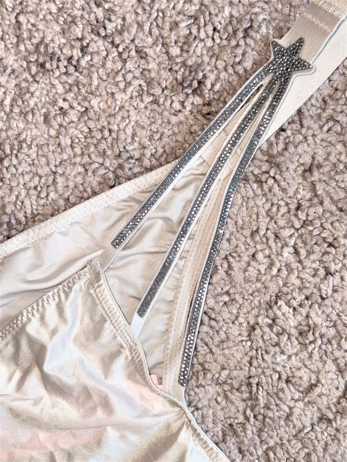 NWT VICTORIA’S SECRET BLING SHINE STARSTRUCK RHINESTONE BRAZILIAN PANTY – L XL
