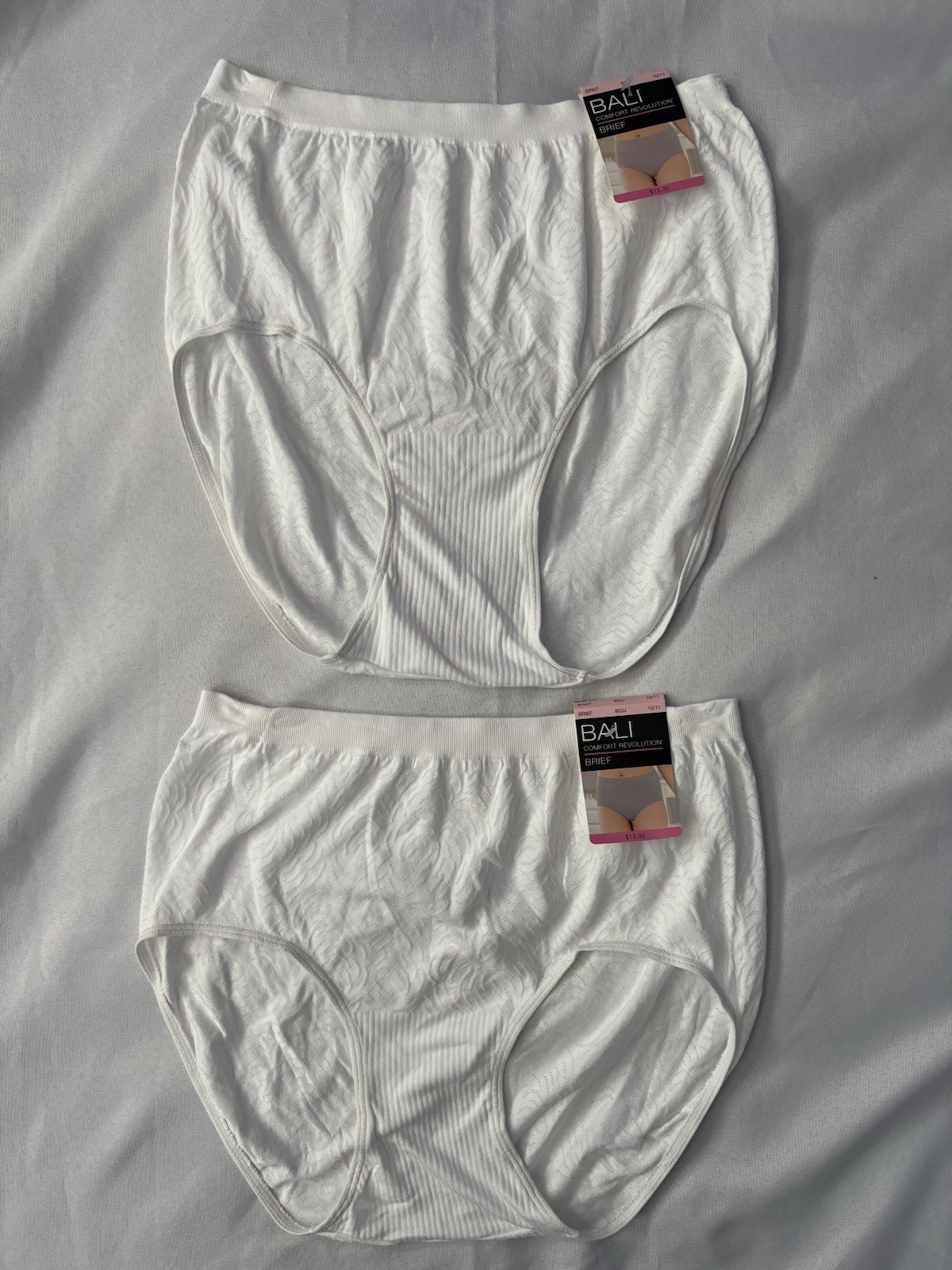 NEW Bali Comfort Revolution Bali Briefs Style 803J Women Size 10/11 White 2 Pair