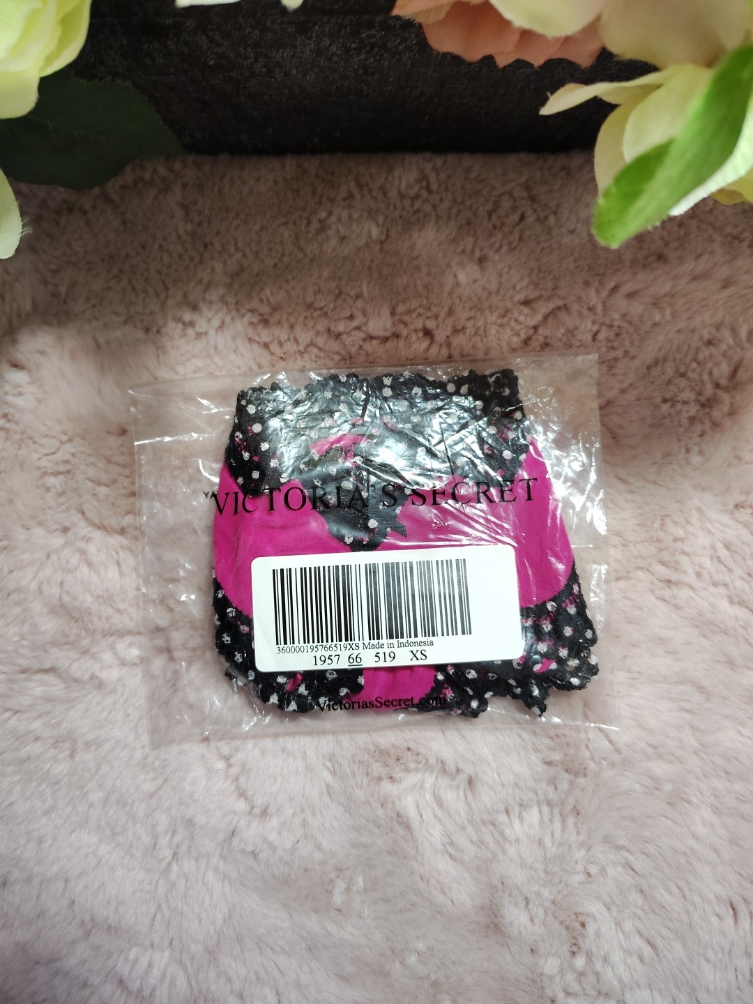 Victoria’s Secret Sexy Little Things Polkadot Lace Cheeky Medium