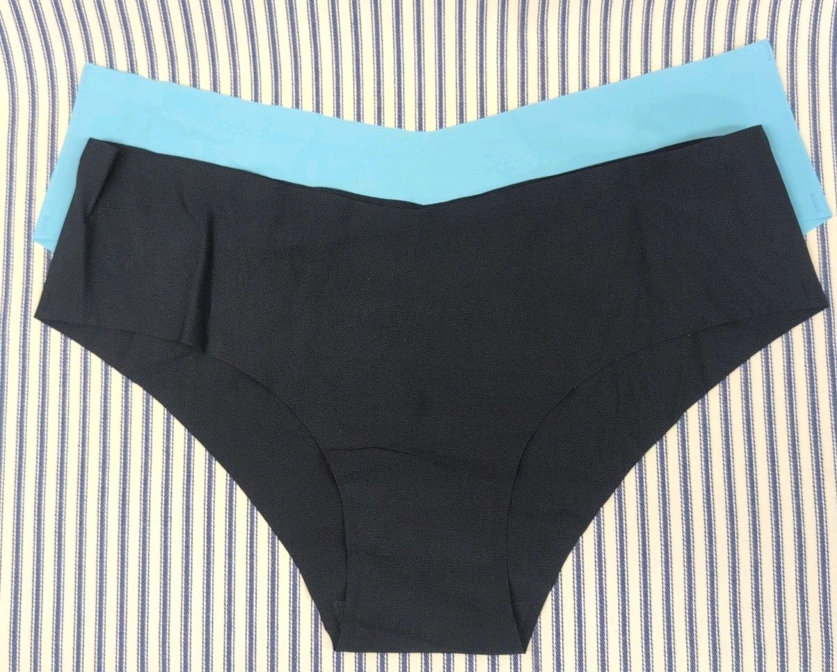 New Without Tags Women’s Seamless Hipster V Cut Cheeky No Show 5PK Size Small