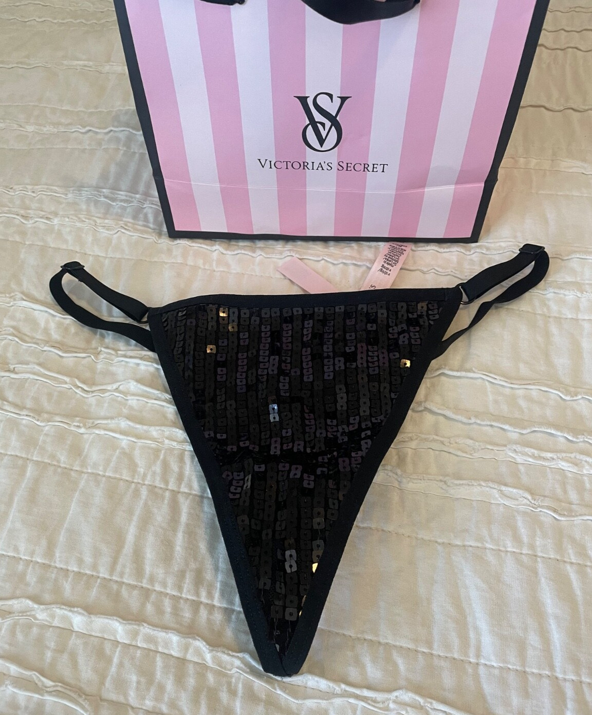 NEW M Victoria’s Secret Black Bling Sequin V-String Thong Panty women’s medium