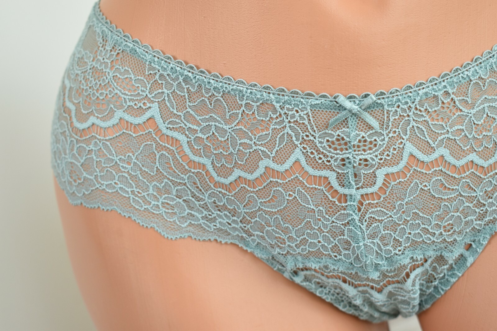 Victoria’s Secret SMALL *DREAM ANGELS* WIDE SIDE LACE HIPSTER THONG Sage Dust