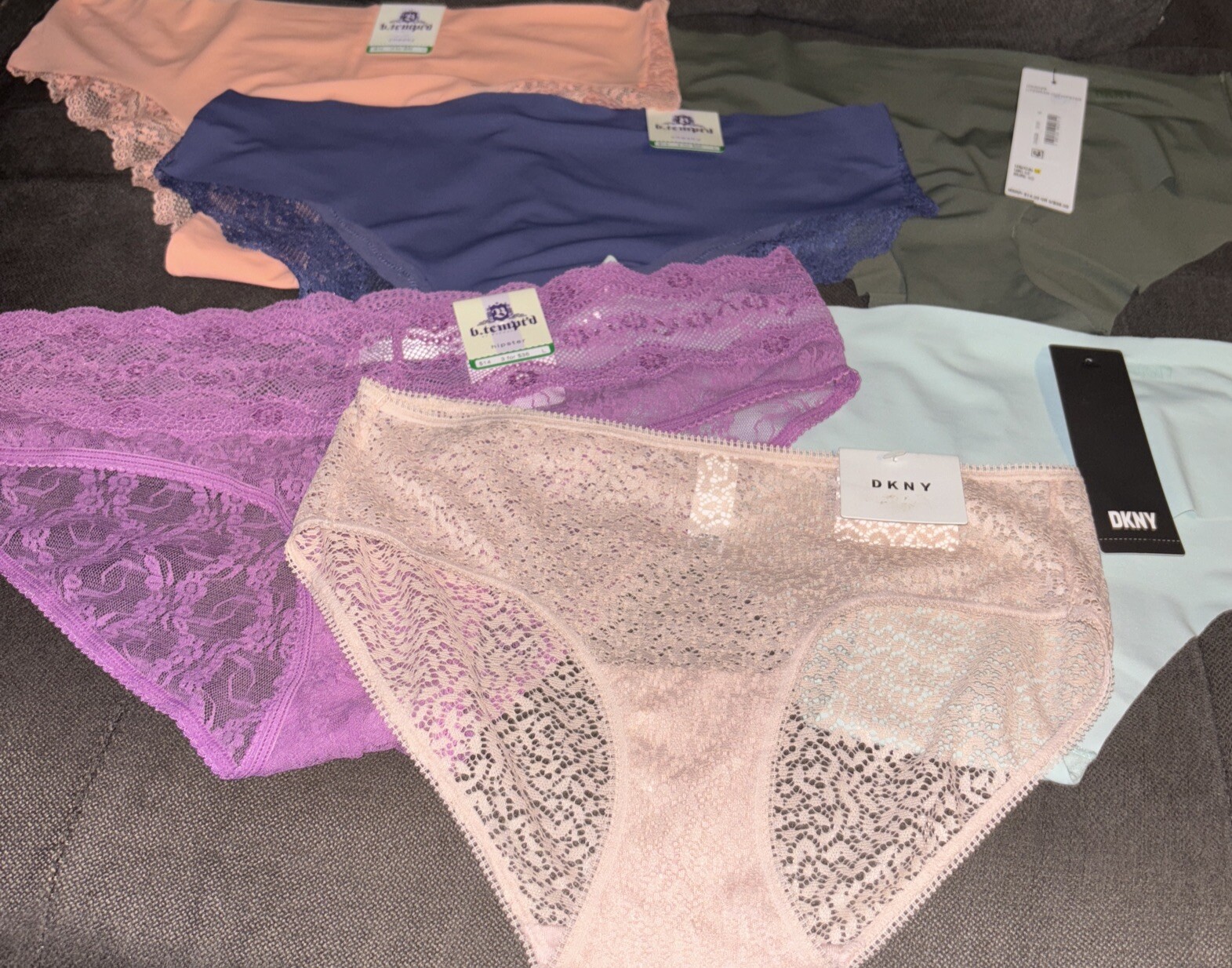 DKNY & b.’tempt’d Mixed Lot Of 6-Pairs Lace & Litewear Cheeky/Hipster Panties