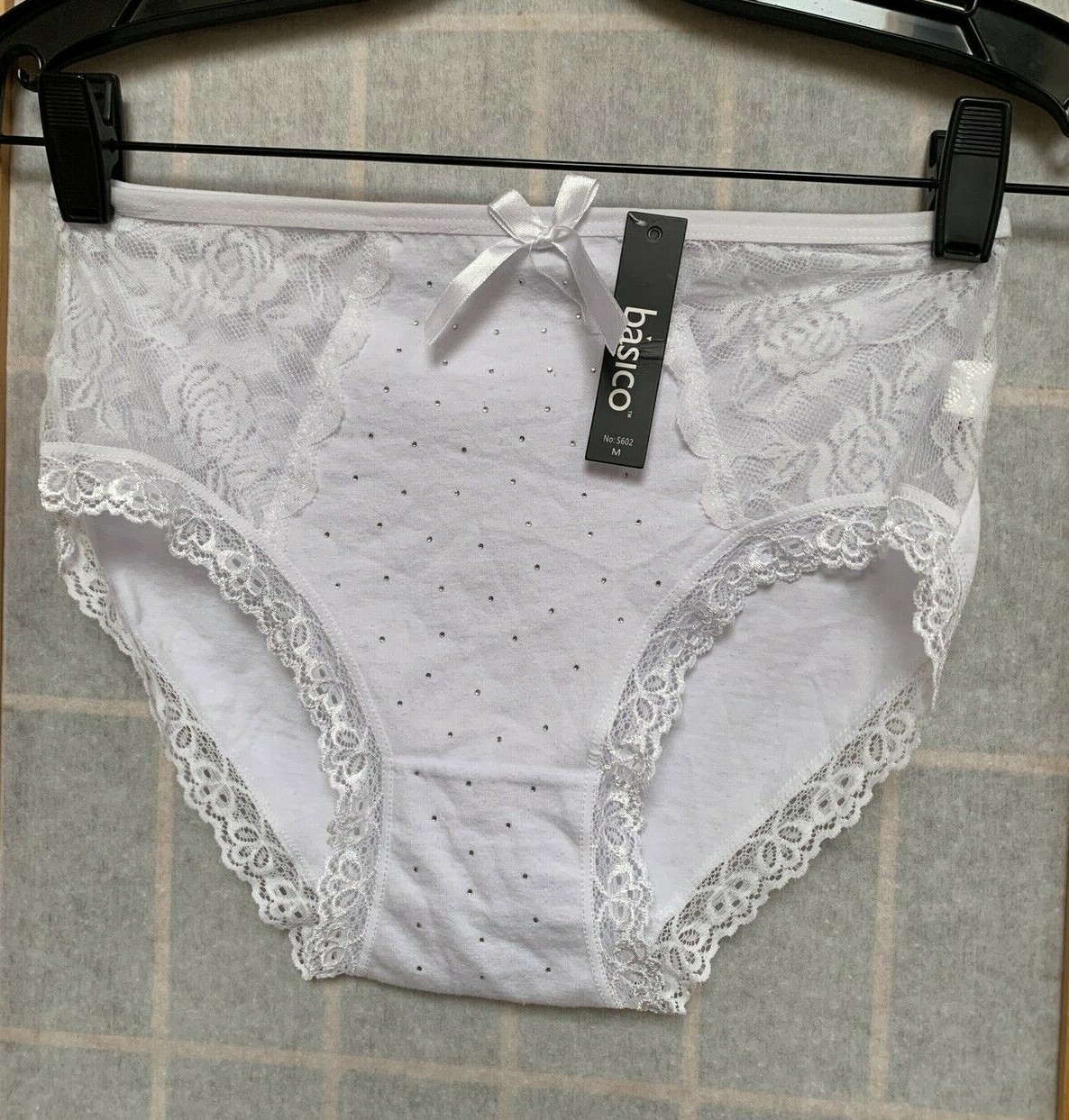 Basico~ NWT~ 95% Cotton Panties White~Lace and Sequins