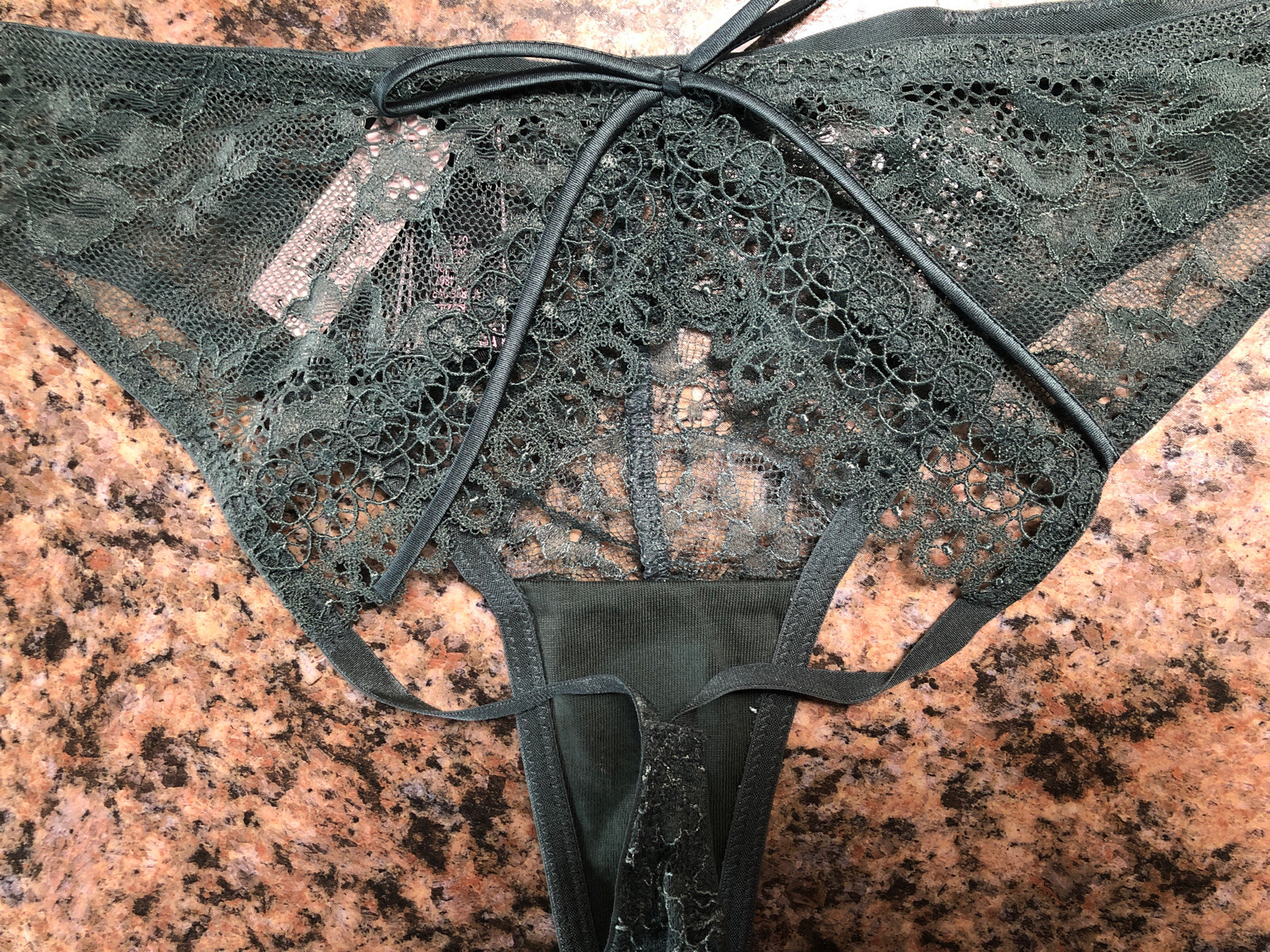 Victoria’s Secret Very Sexy Cheekini/tanga Panty Small NWT